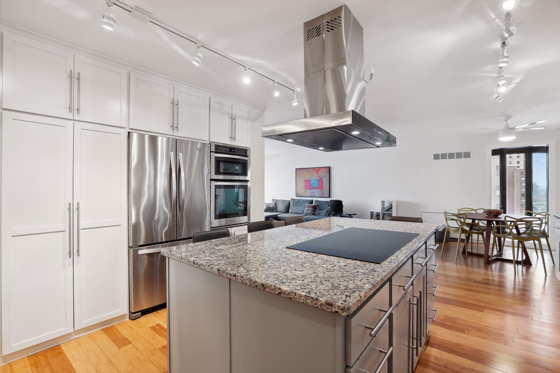 19 S 1st Street Unit: B1402