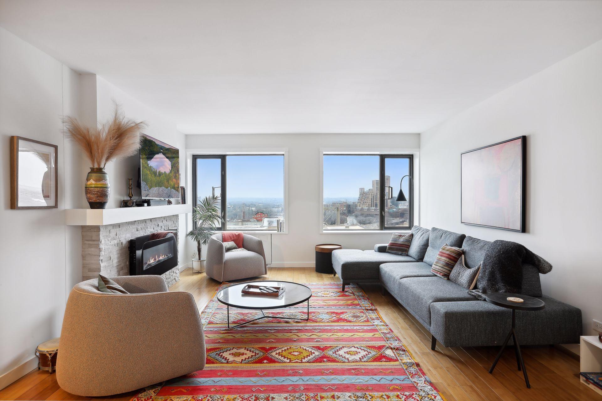 19 S 1st Street Unit: B1402
