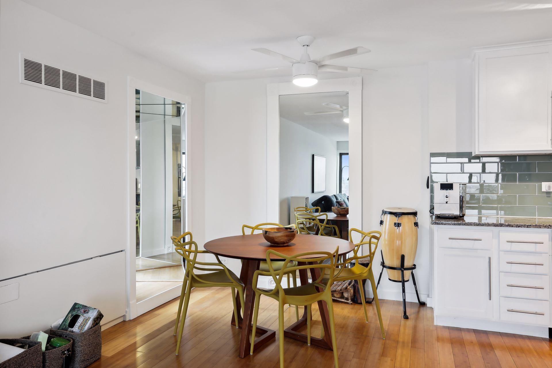19 S 1st Street Unit: B1402