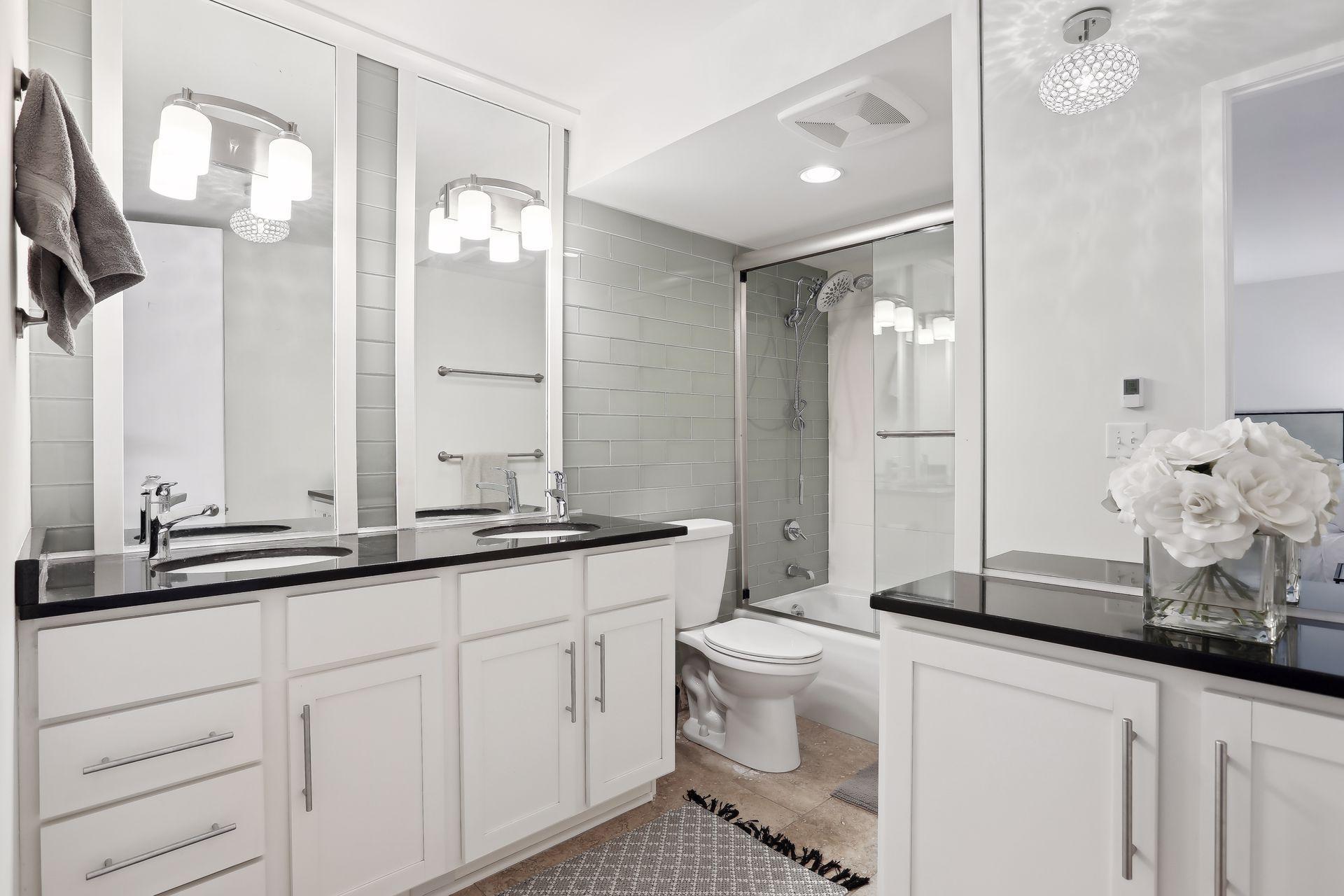 19 S 1st Street Unit: B1402