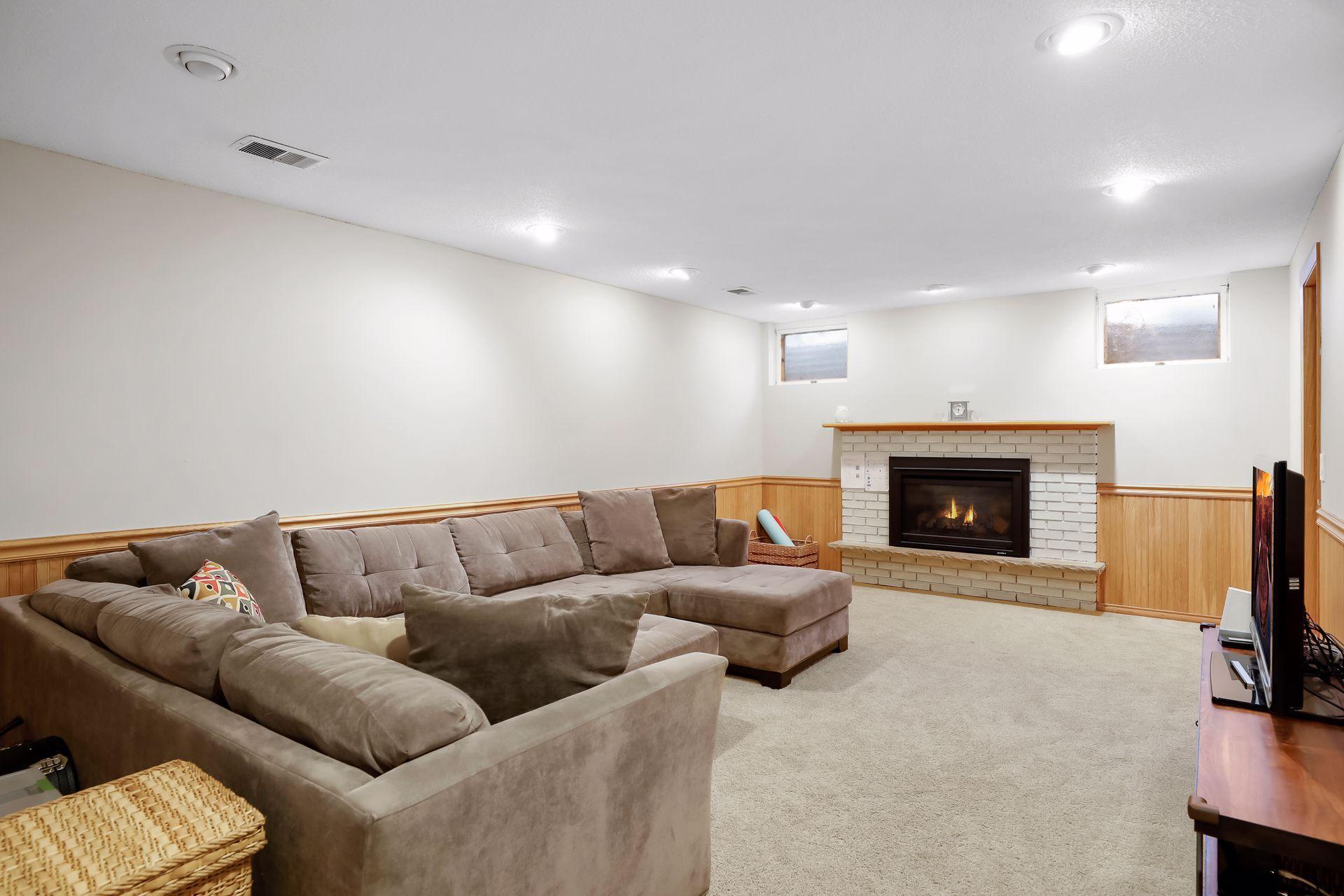 4409 Ellsworth Drive