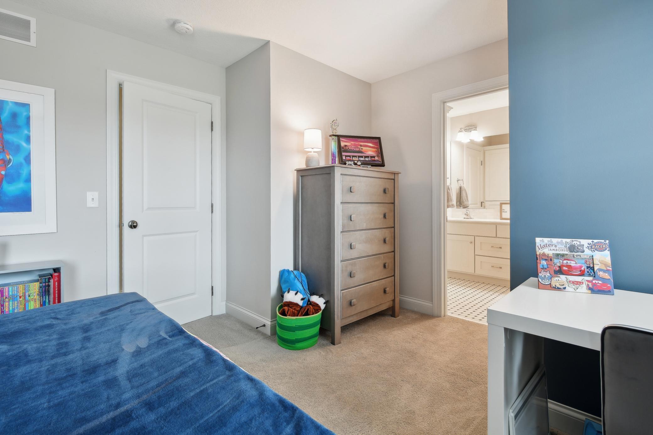 16000 55th Avenue N