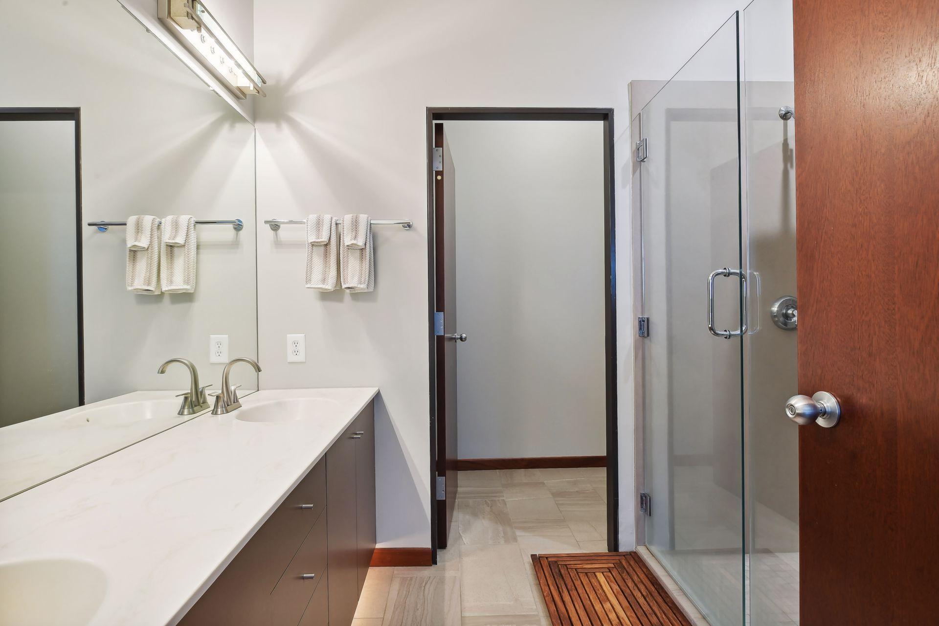 5601 Smetana Drive Unit: 504
