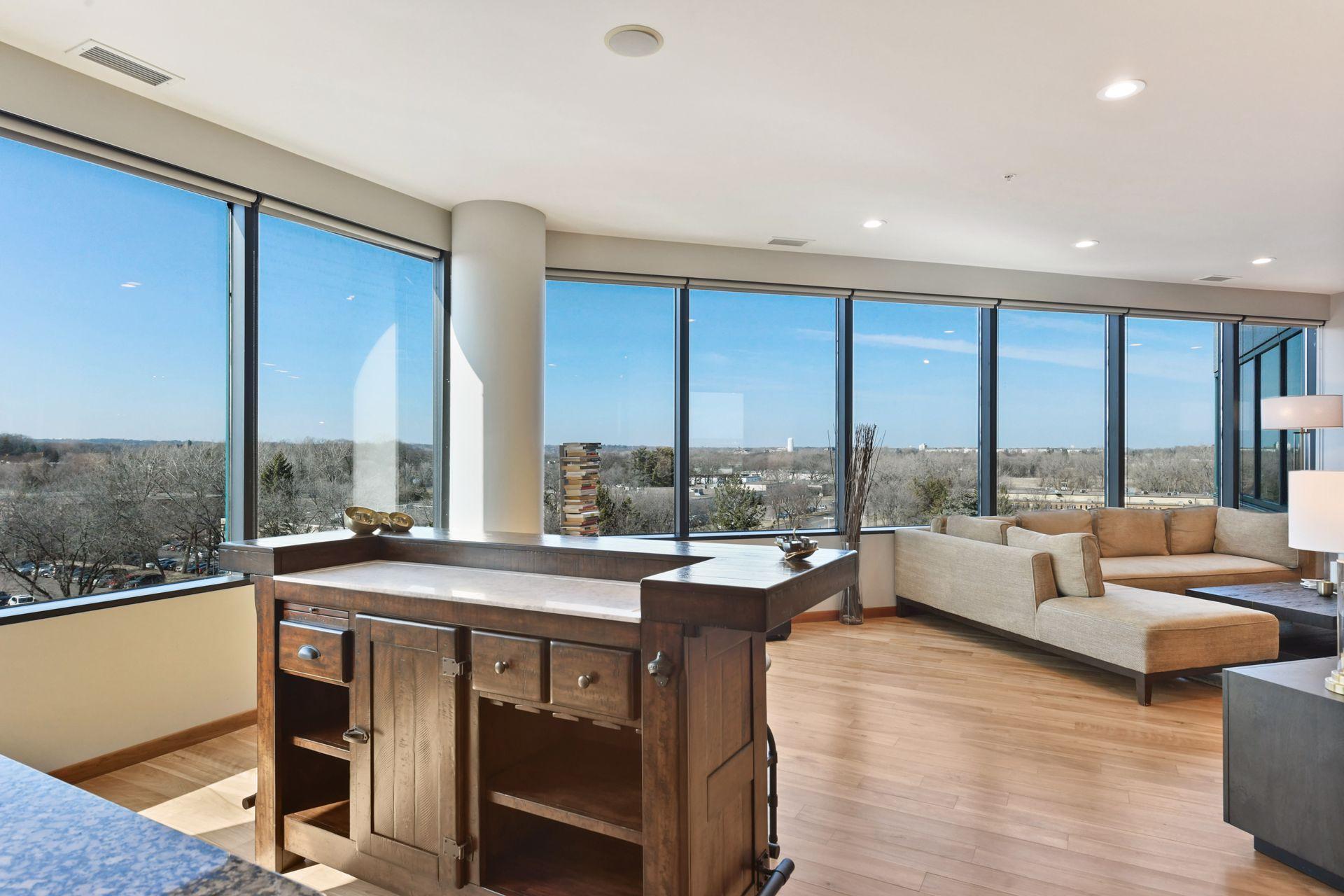 5601 Smetana Drive Unit: 504