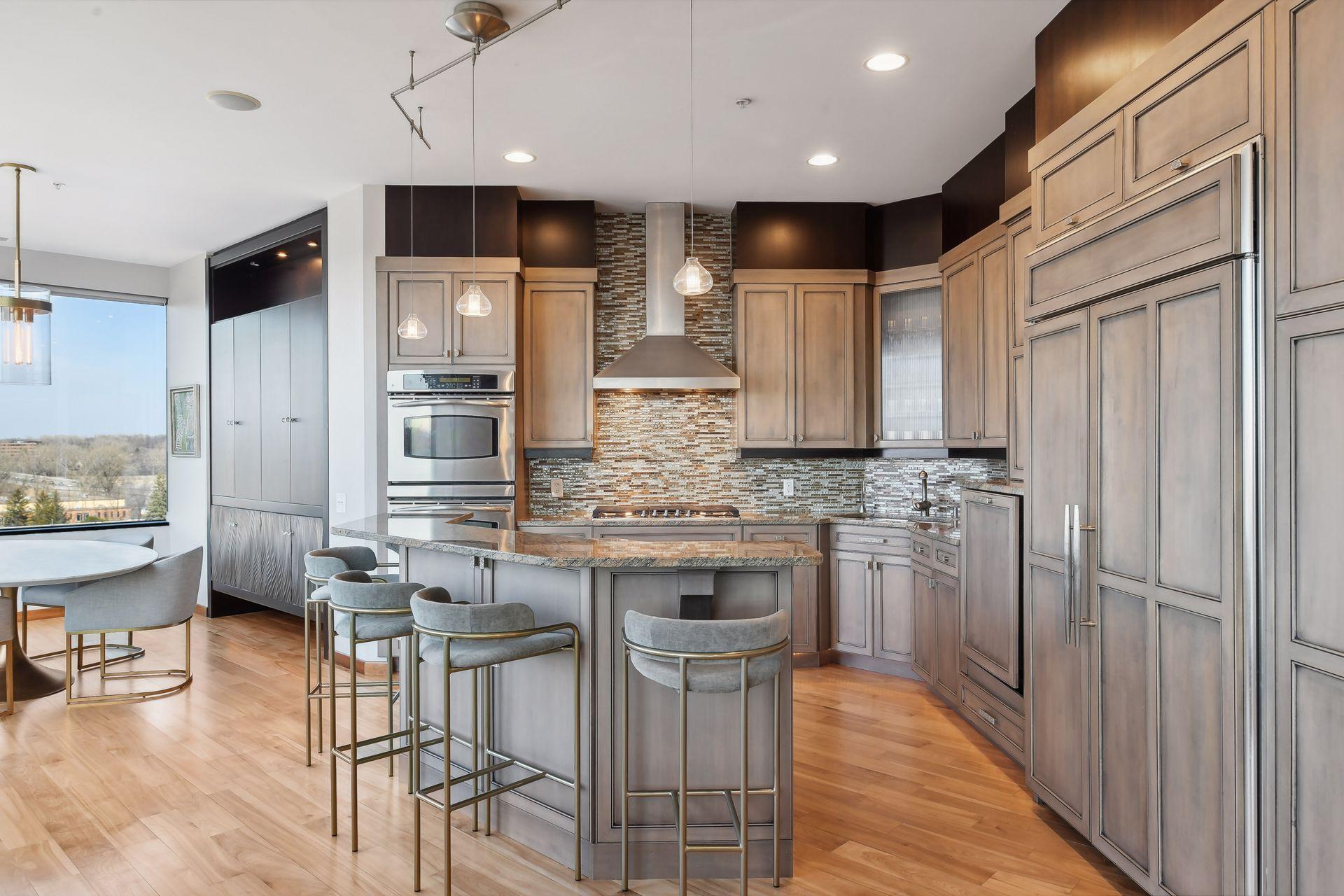 5601 Smetana Drive Unit: 504