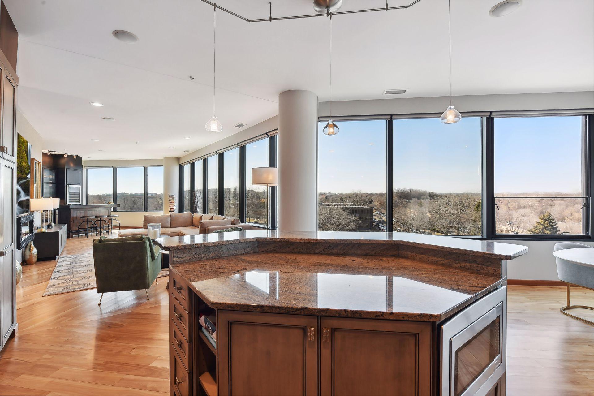 5601 Smetana Drive Unit: 504
