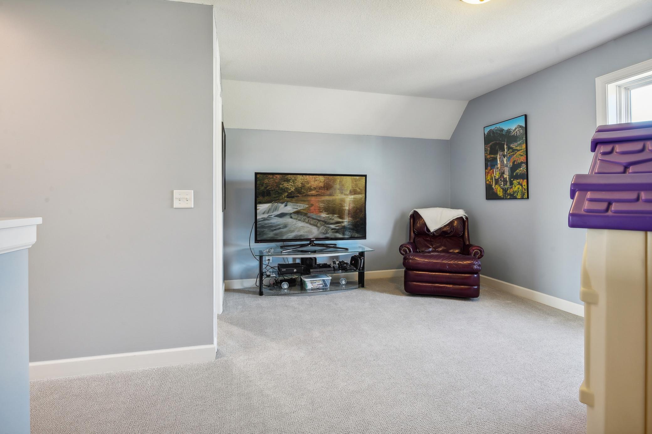 5310 Ranchview Lane N