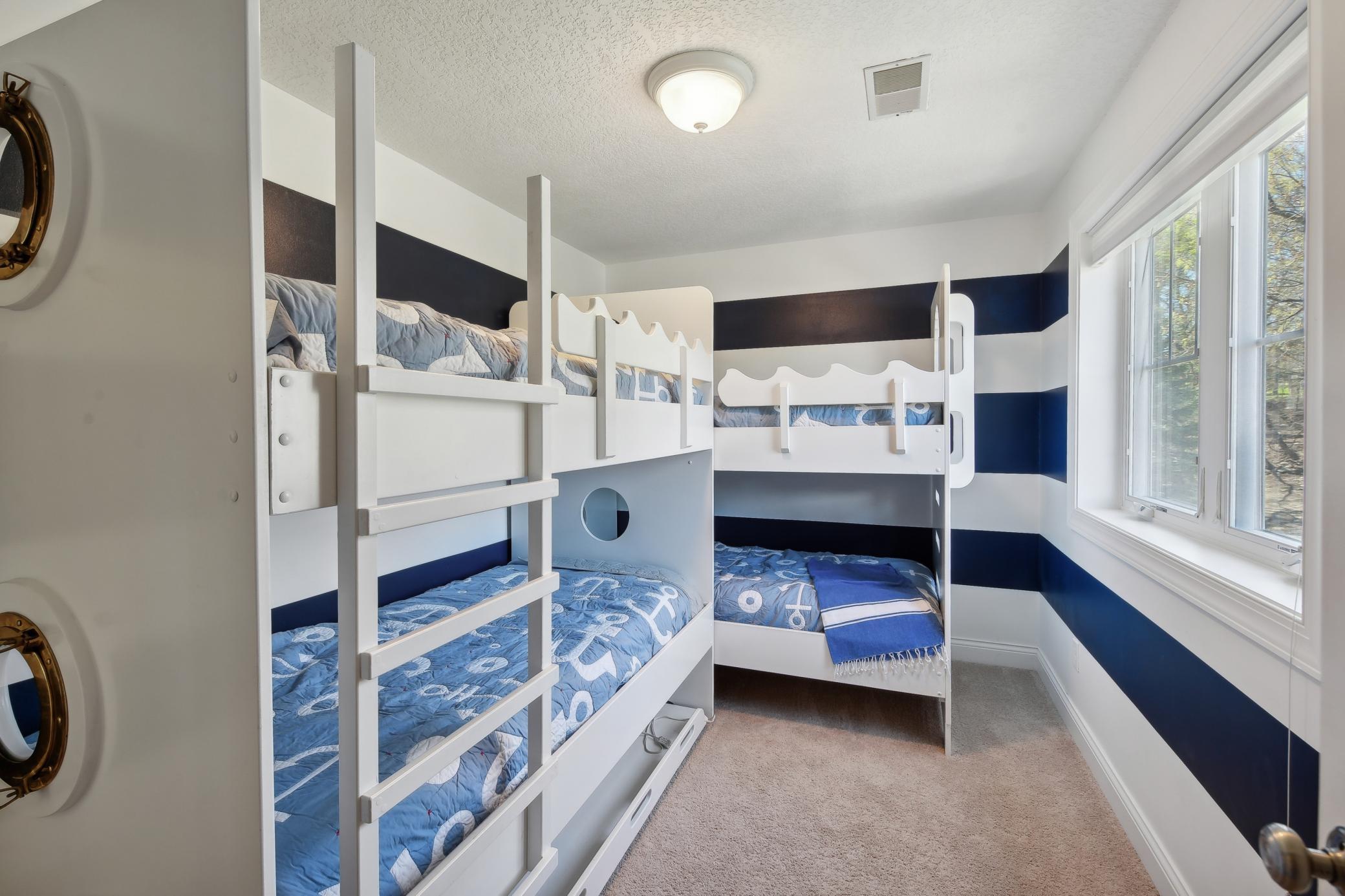 1453 Park Drive