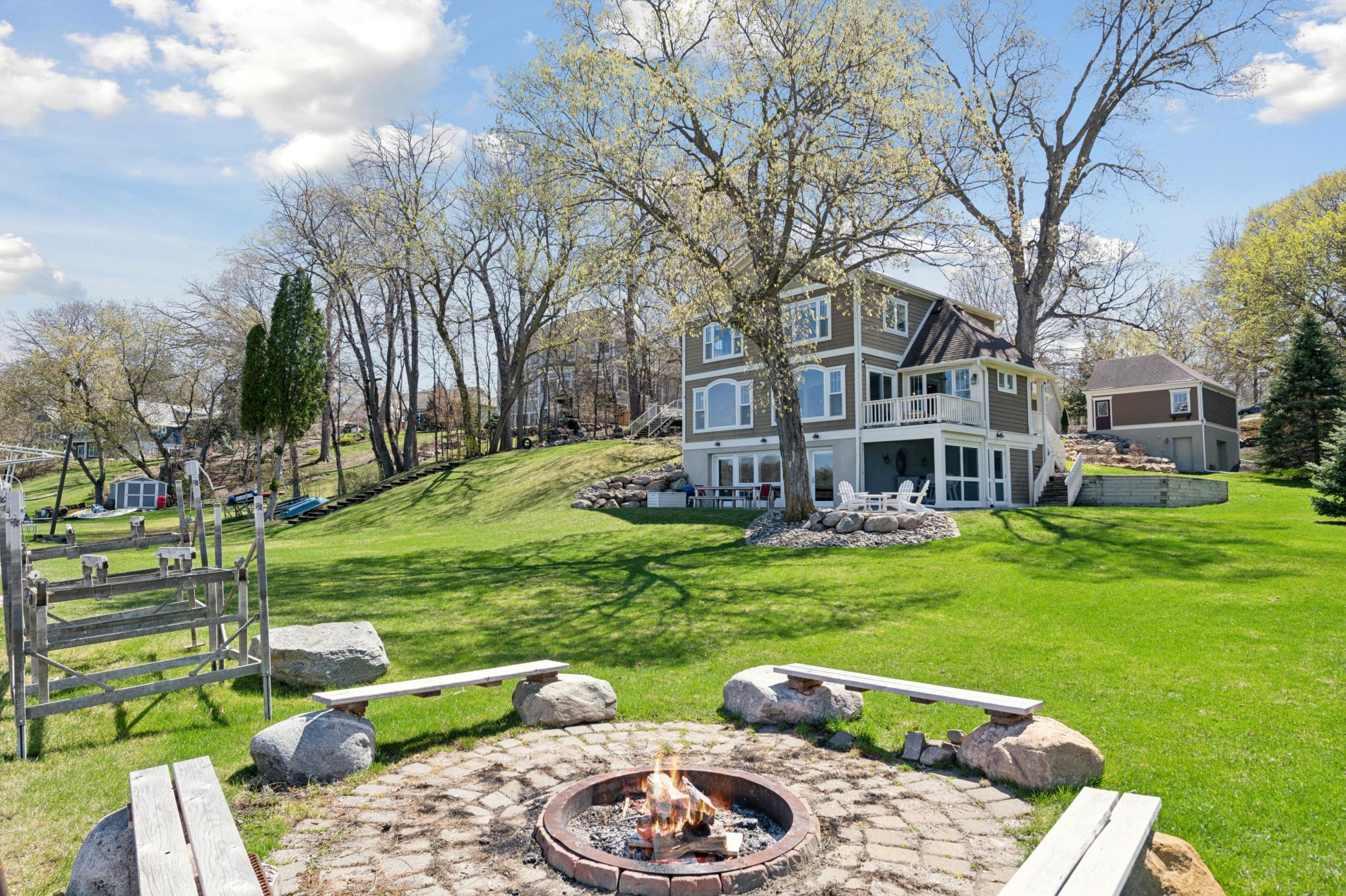 1453 Park Drive