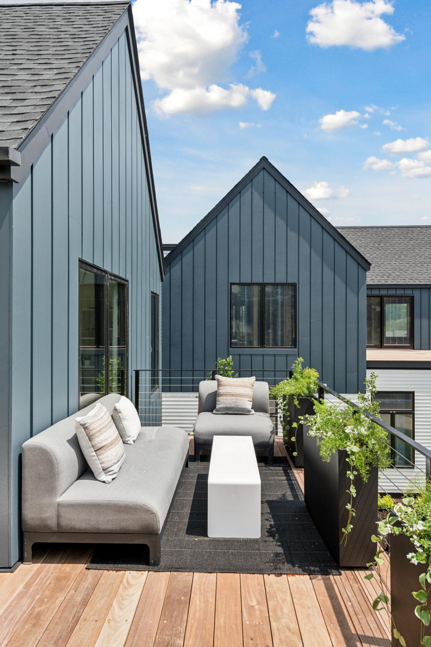 4404 Valley View Road