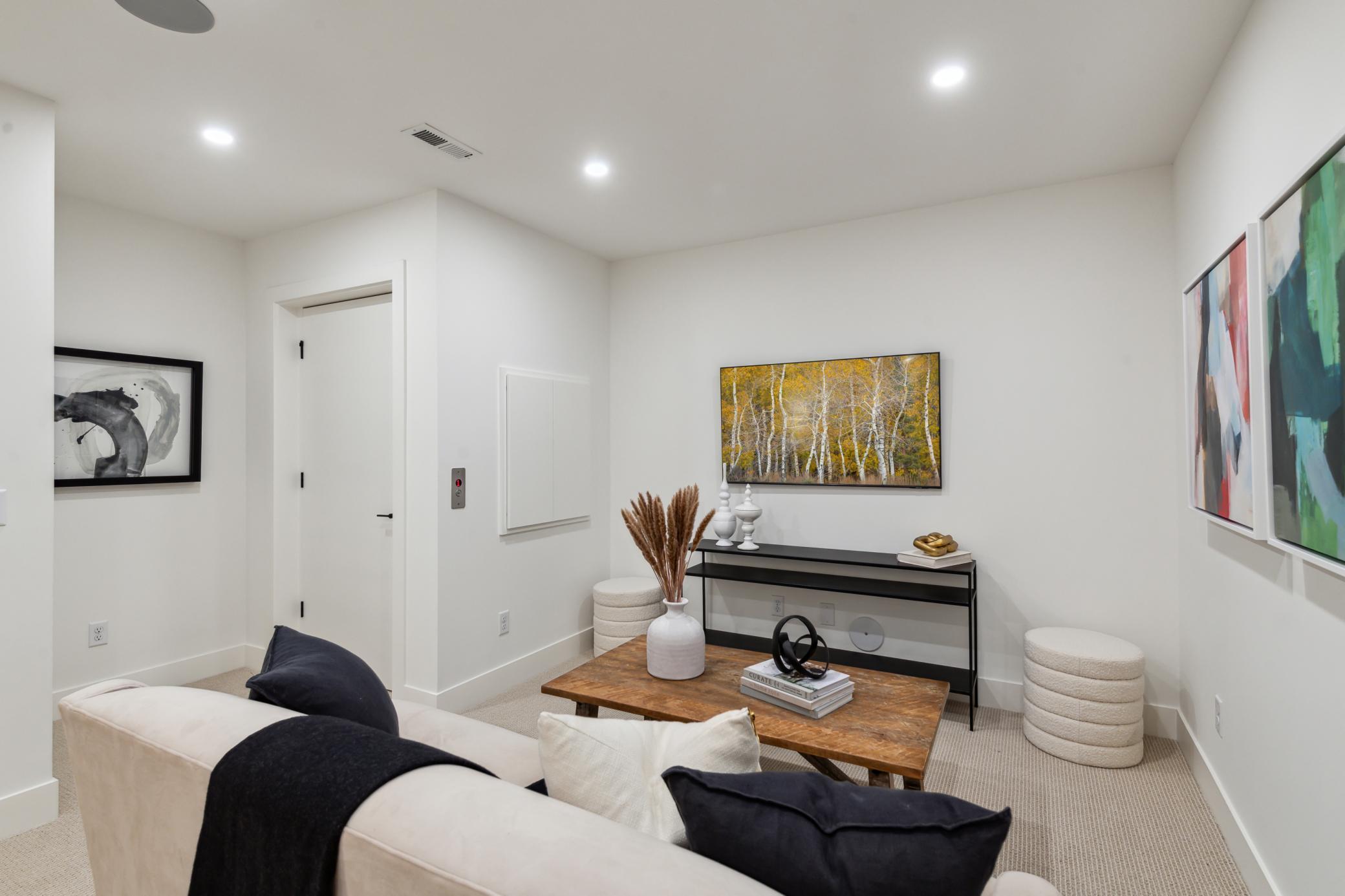 4404 Valley View Road