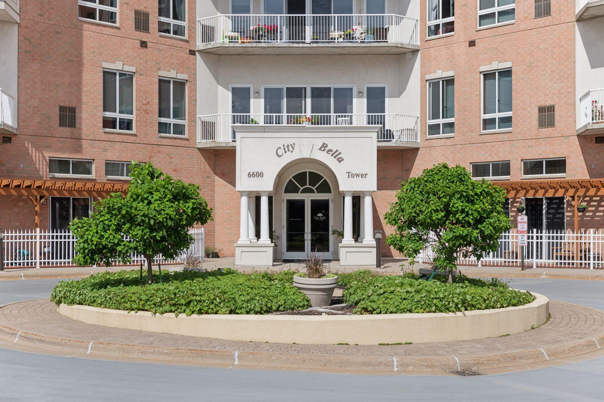 6600 Lyndale Avenue S Unit: 1204