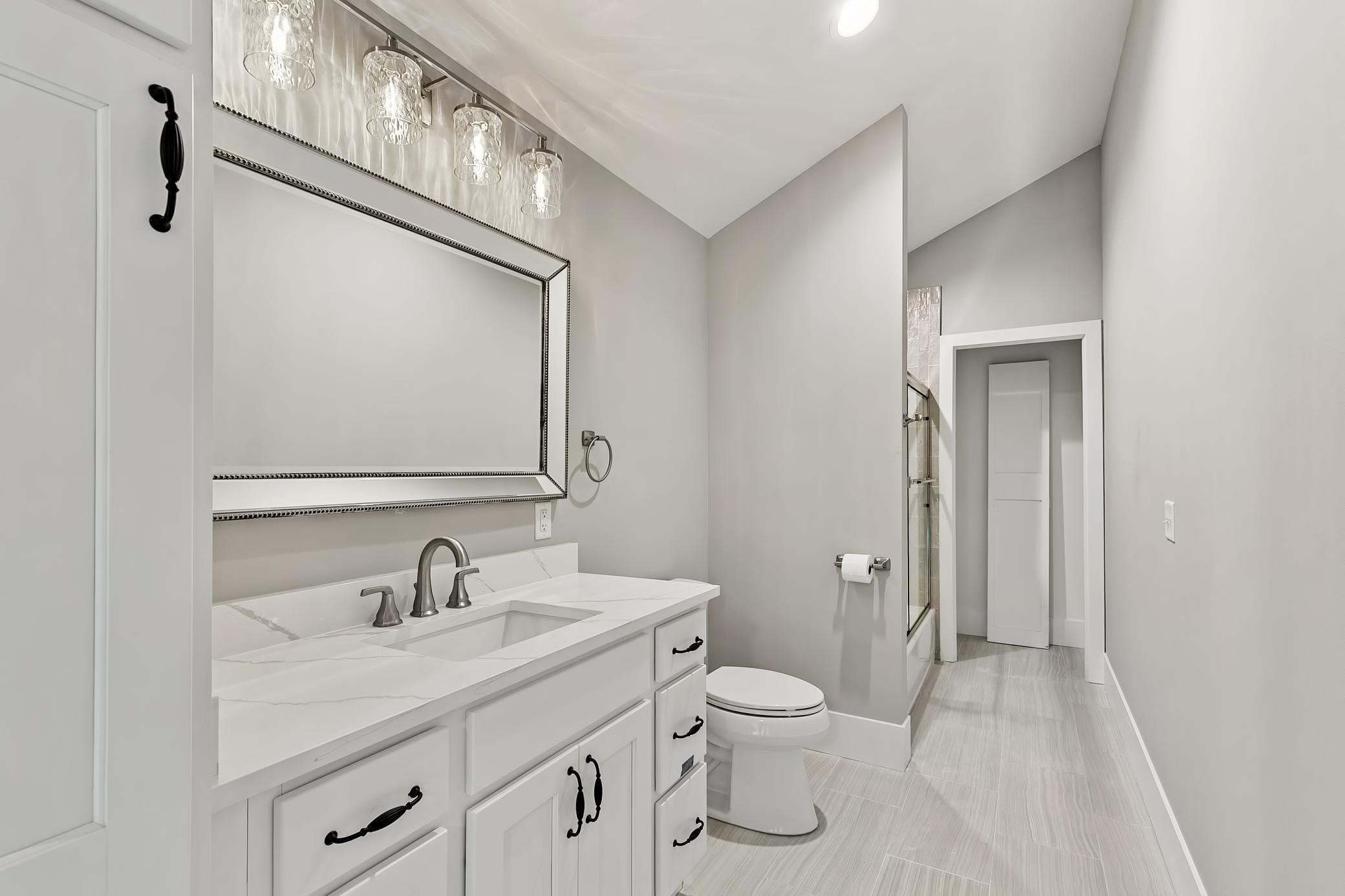 2815 Casco Point Road