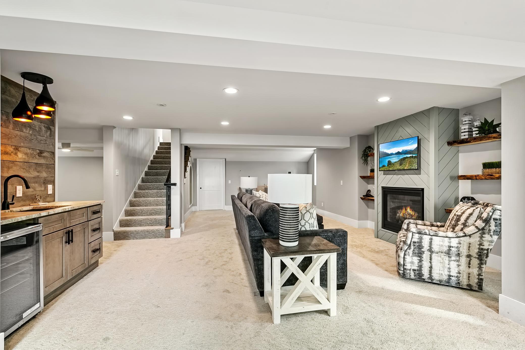 2815 Casco Point Road