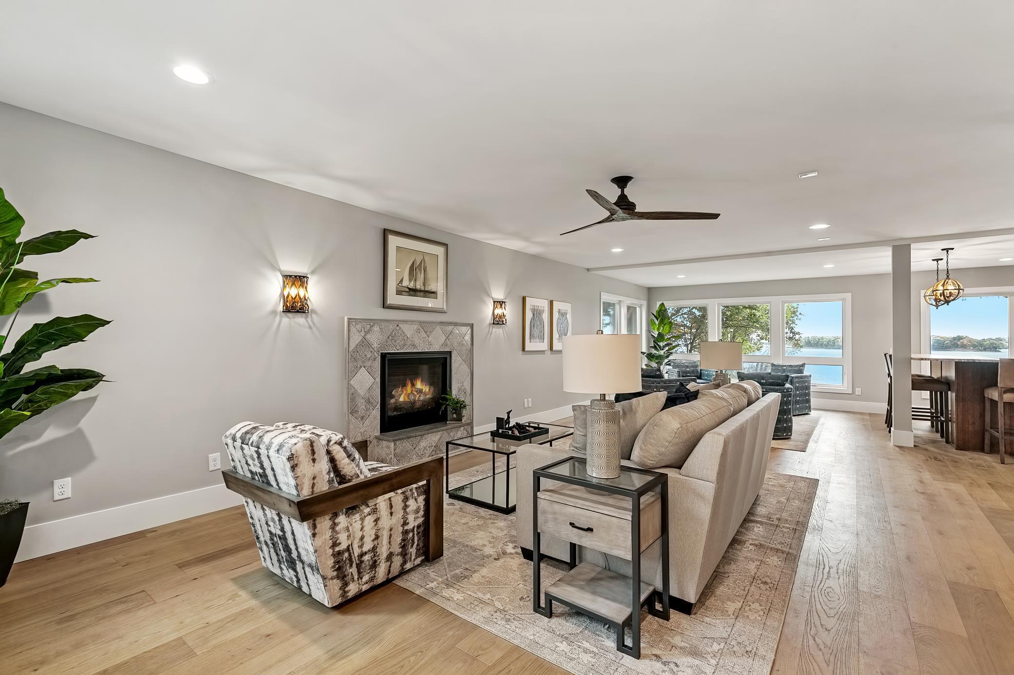 2815 Casco Point Road