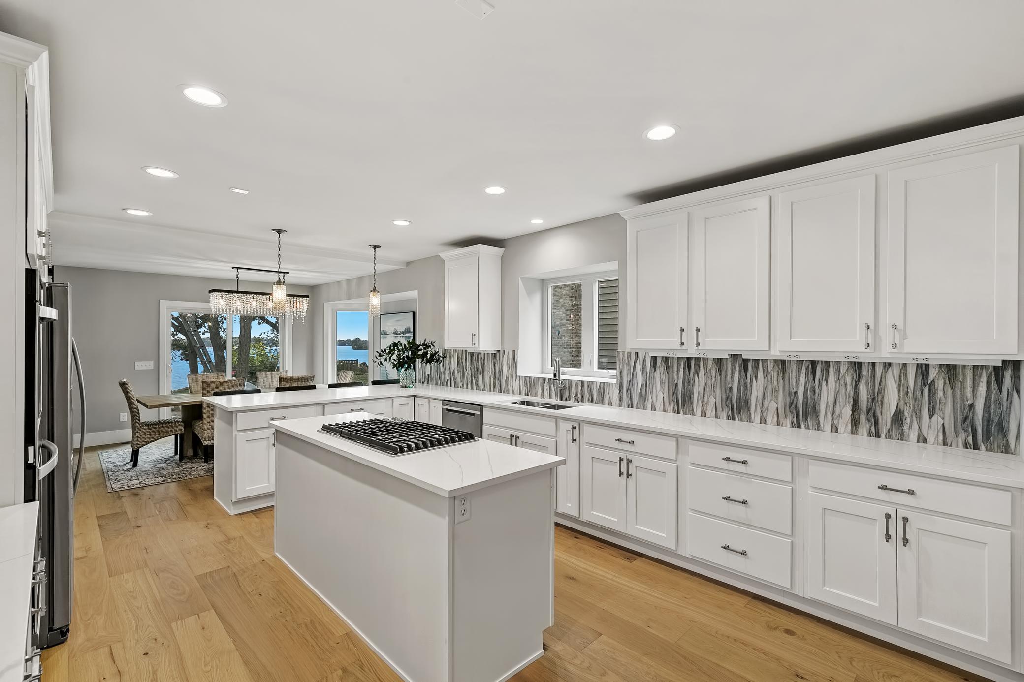 2815 Casco Point Road