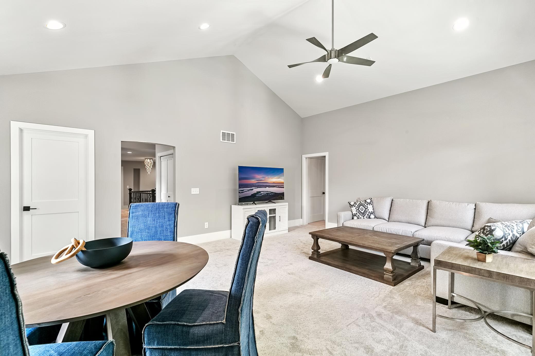 2815 Casco Point Road