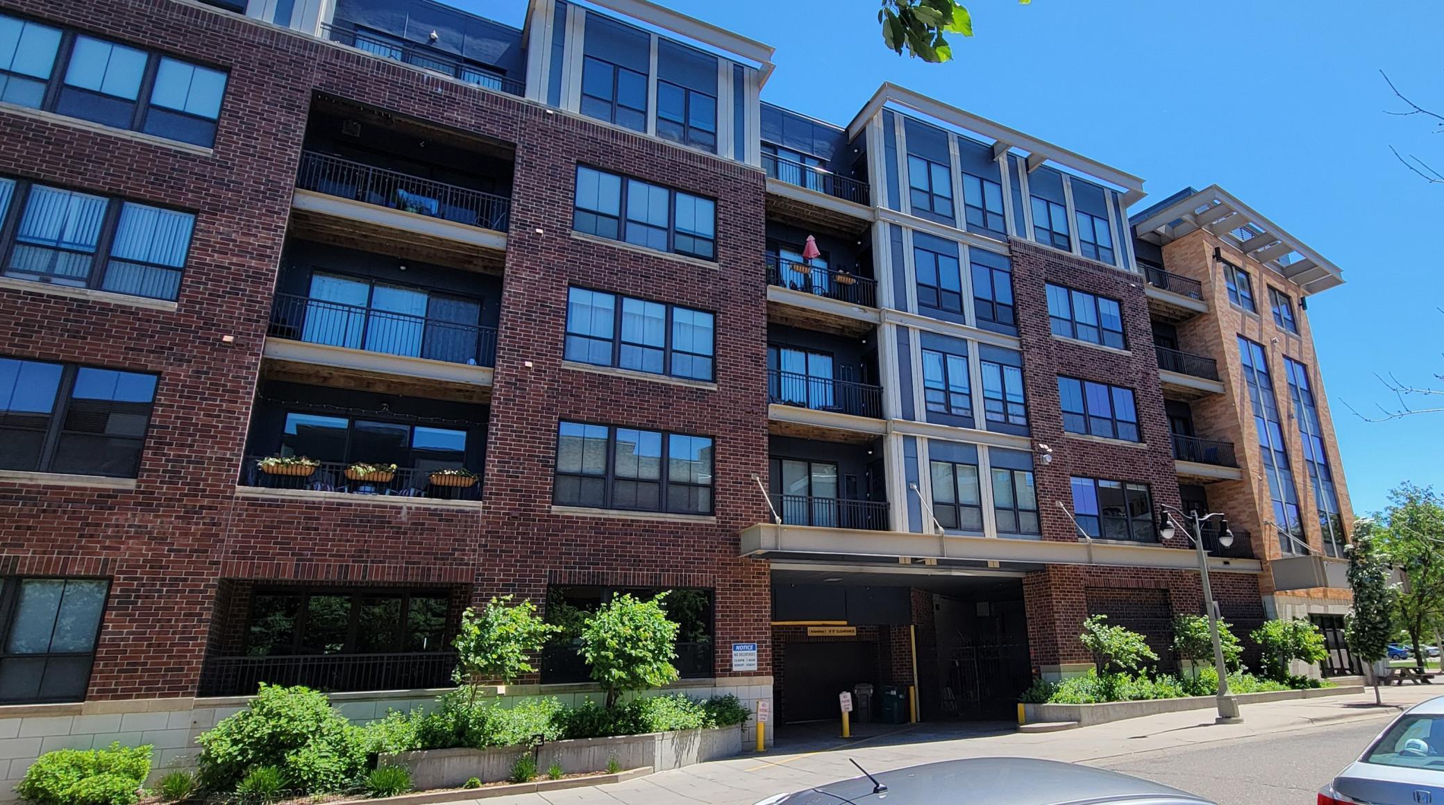 4525 Park Commons Drive Unit: 208