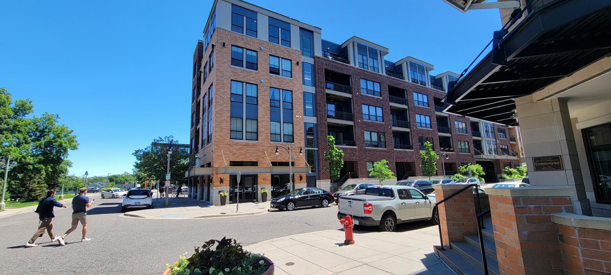 4525 Park Commons Drive Unit: 208
