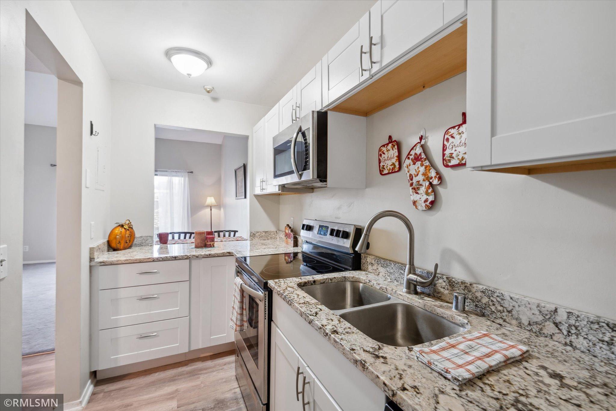 4120 Parklawn Avenue Unit: 330