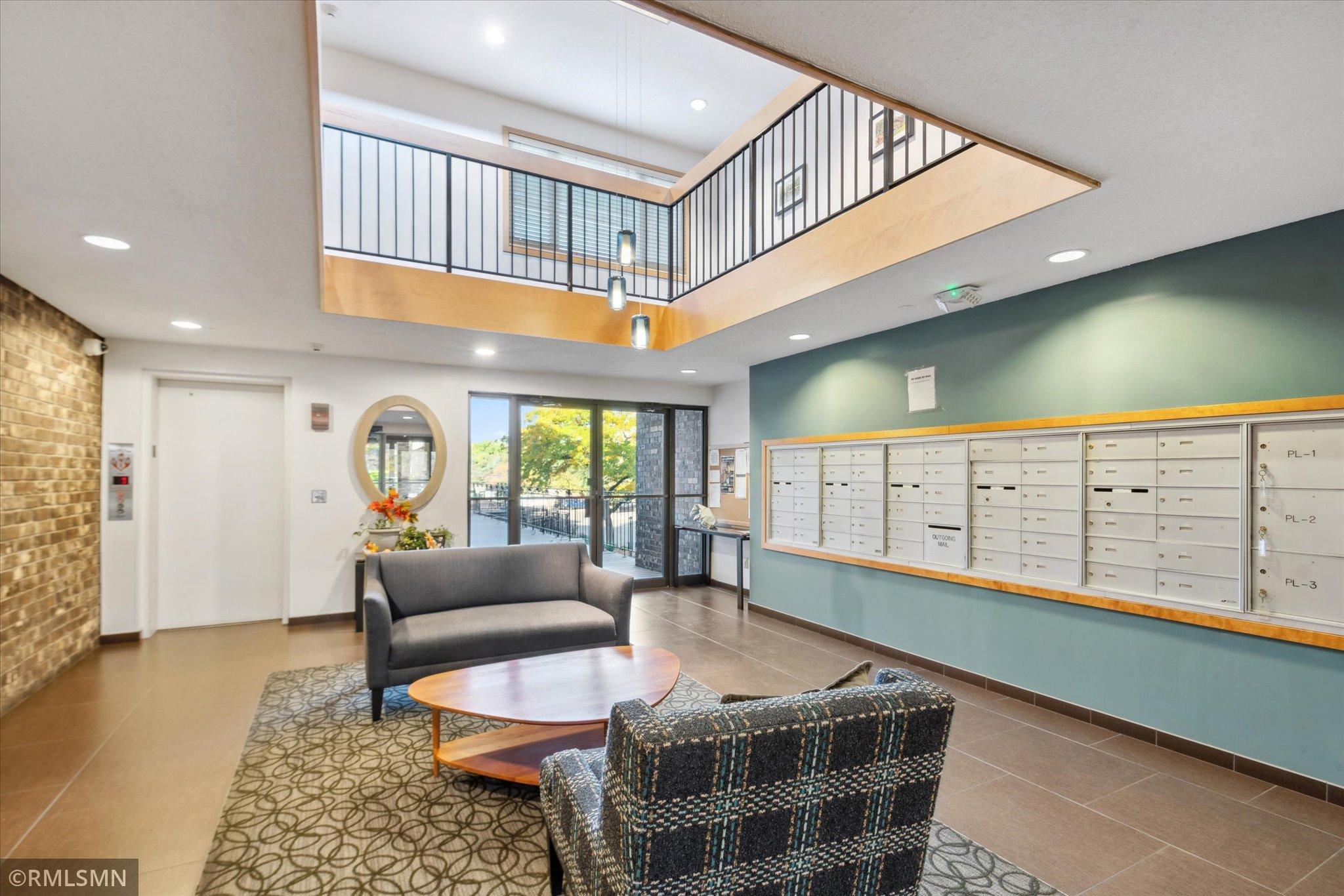 4120 Parklawn Avenue Unit: 330