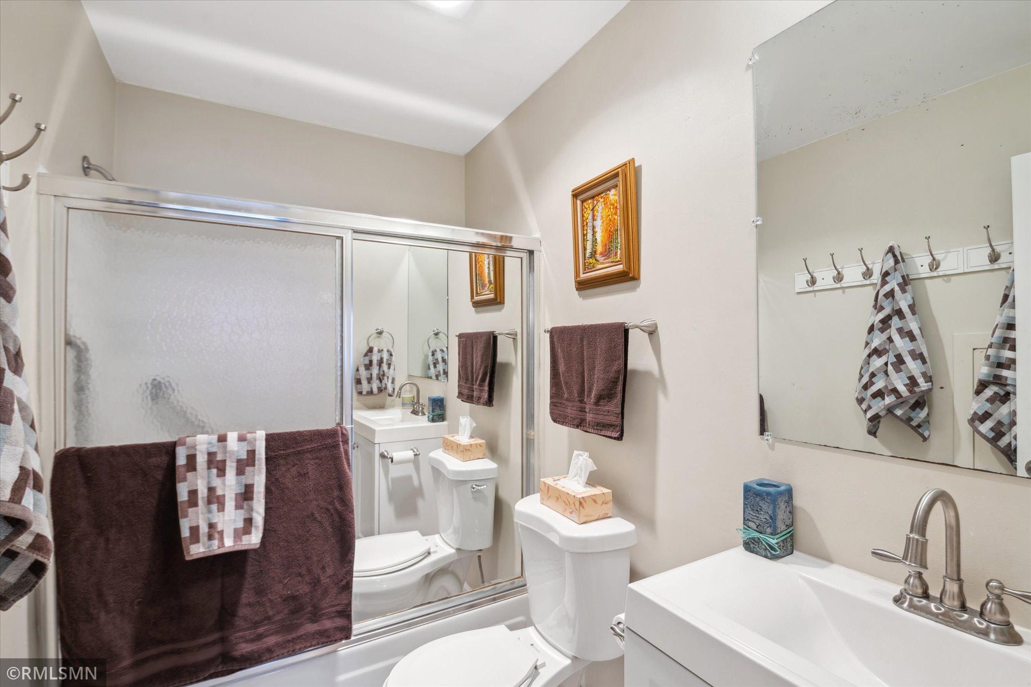 4120 Parklawn Avenue Unit: 330