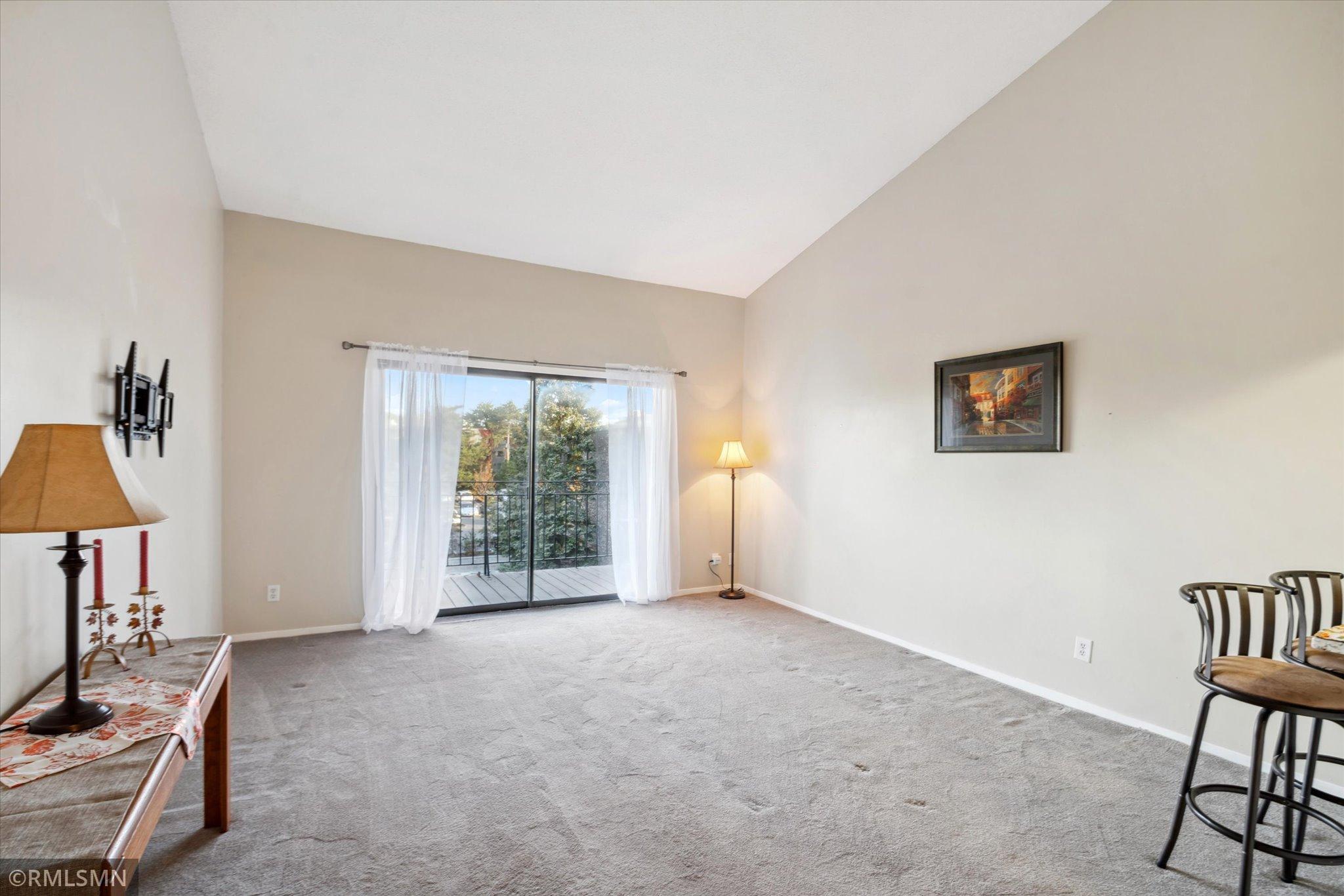 4120 Parklawn Avenue Unit: 330