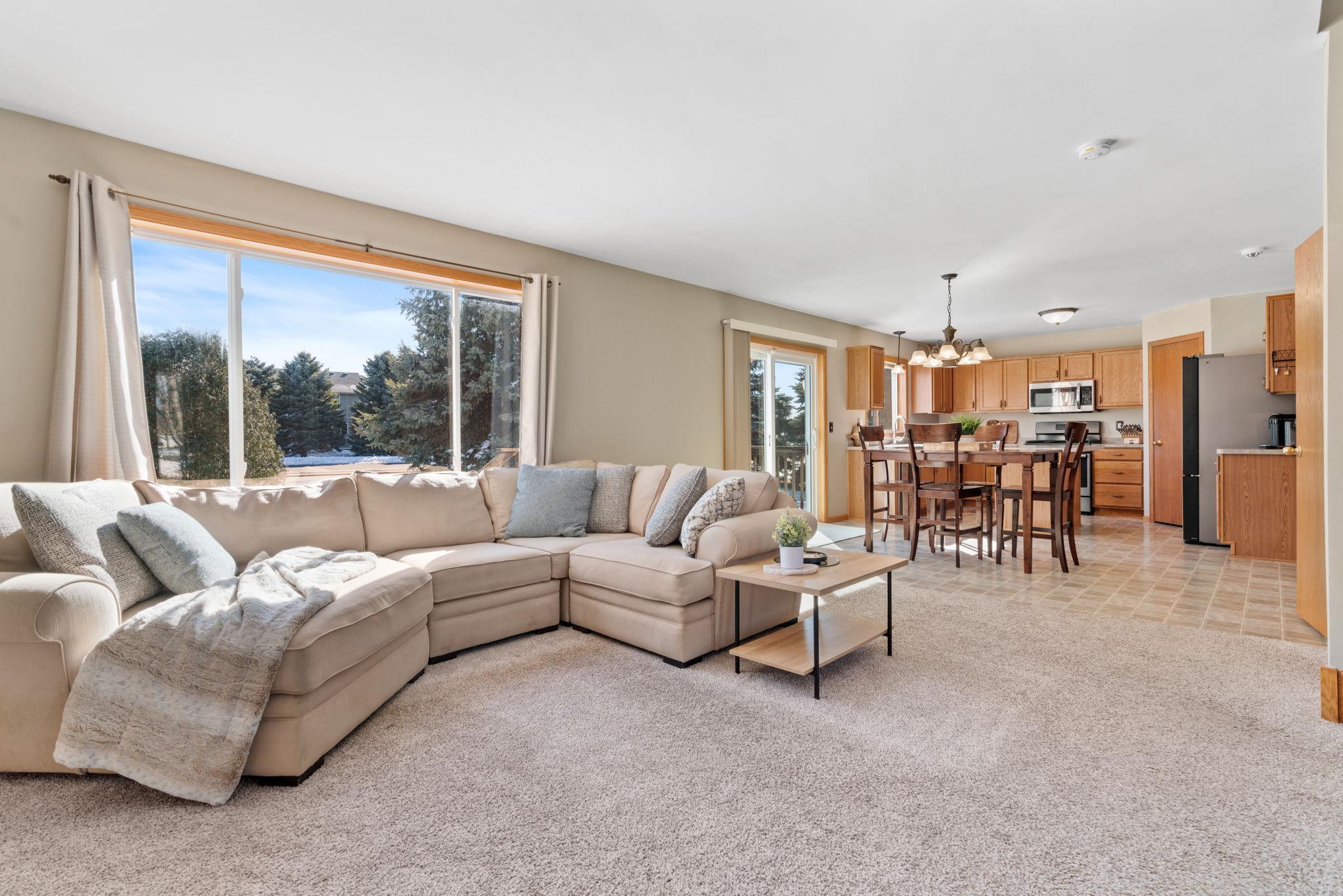 1648 Philipp Way