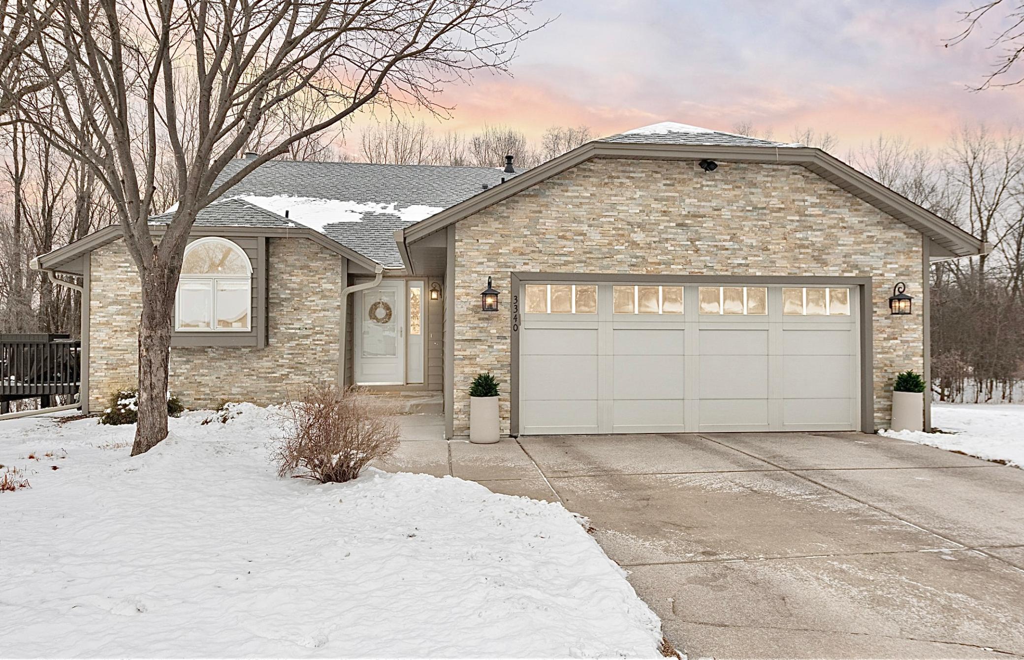 3340 Minnesota Lane N