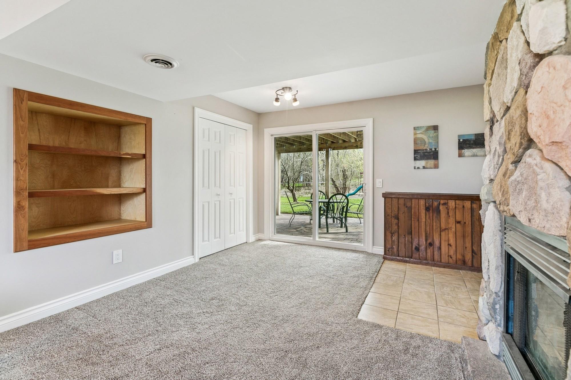 9531 Fox Valley Drive