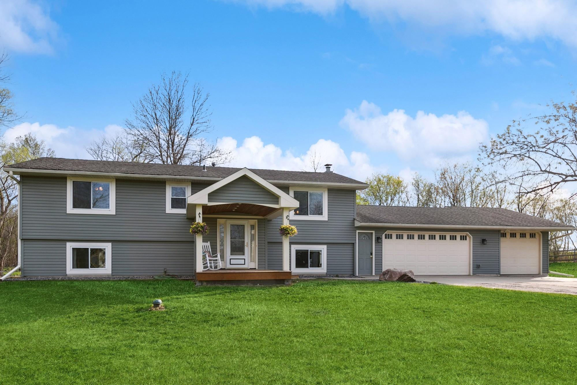 9531 Fox Valley Drive