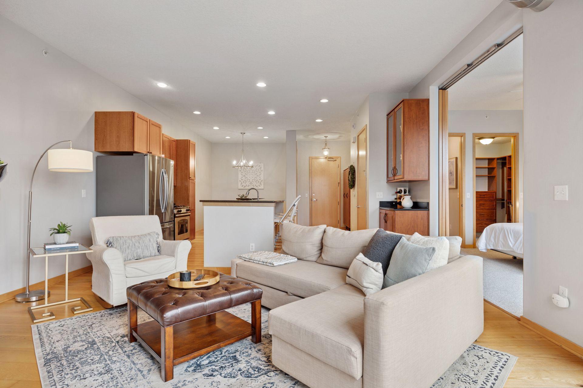 3640 Wooddale Avenue S Unit: 317