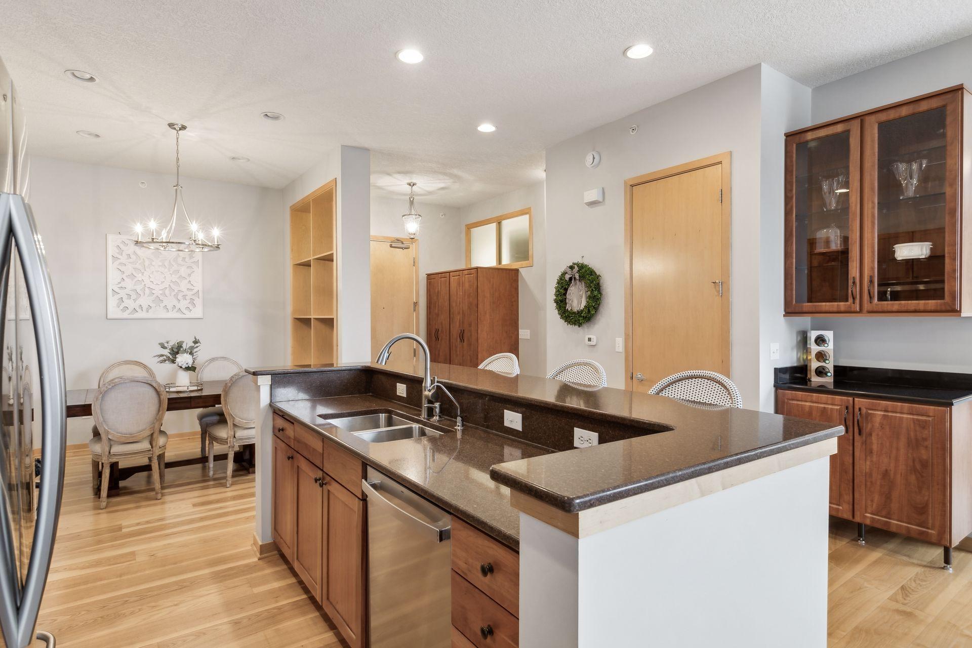 3640 Wooddale Avenue S Unit: 317