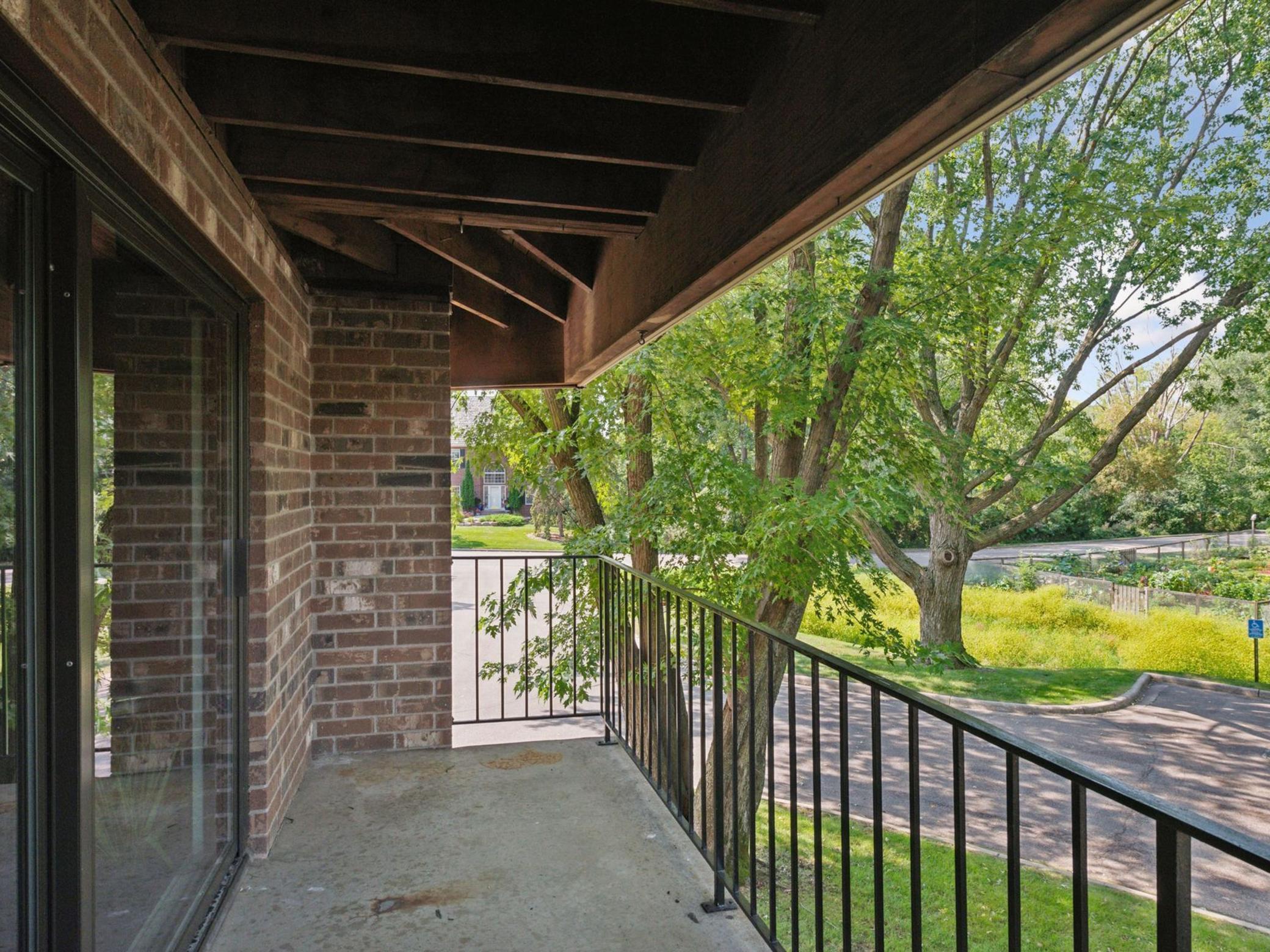 7520 Cahill Road Unit: 222A
