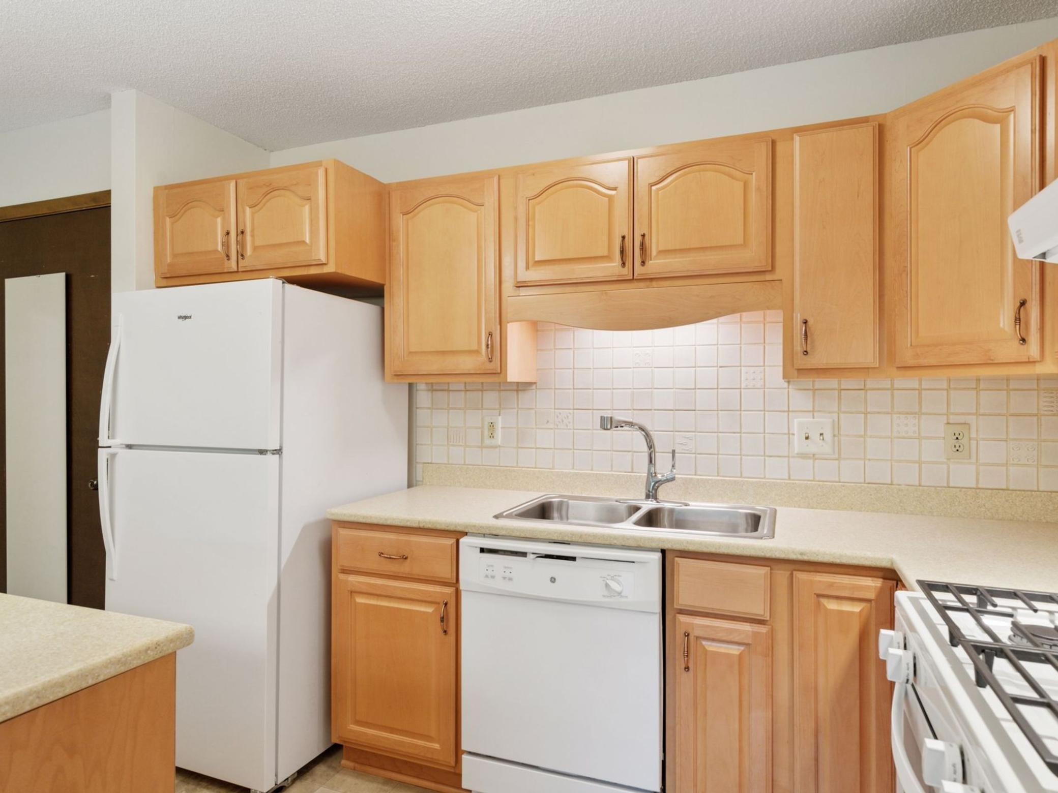 7520 Cahill Road Unit: 222A