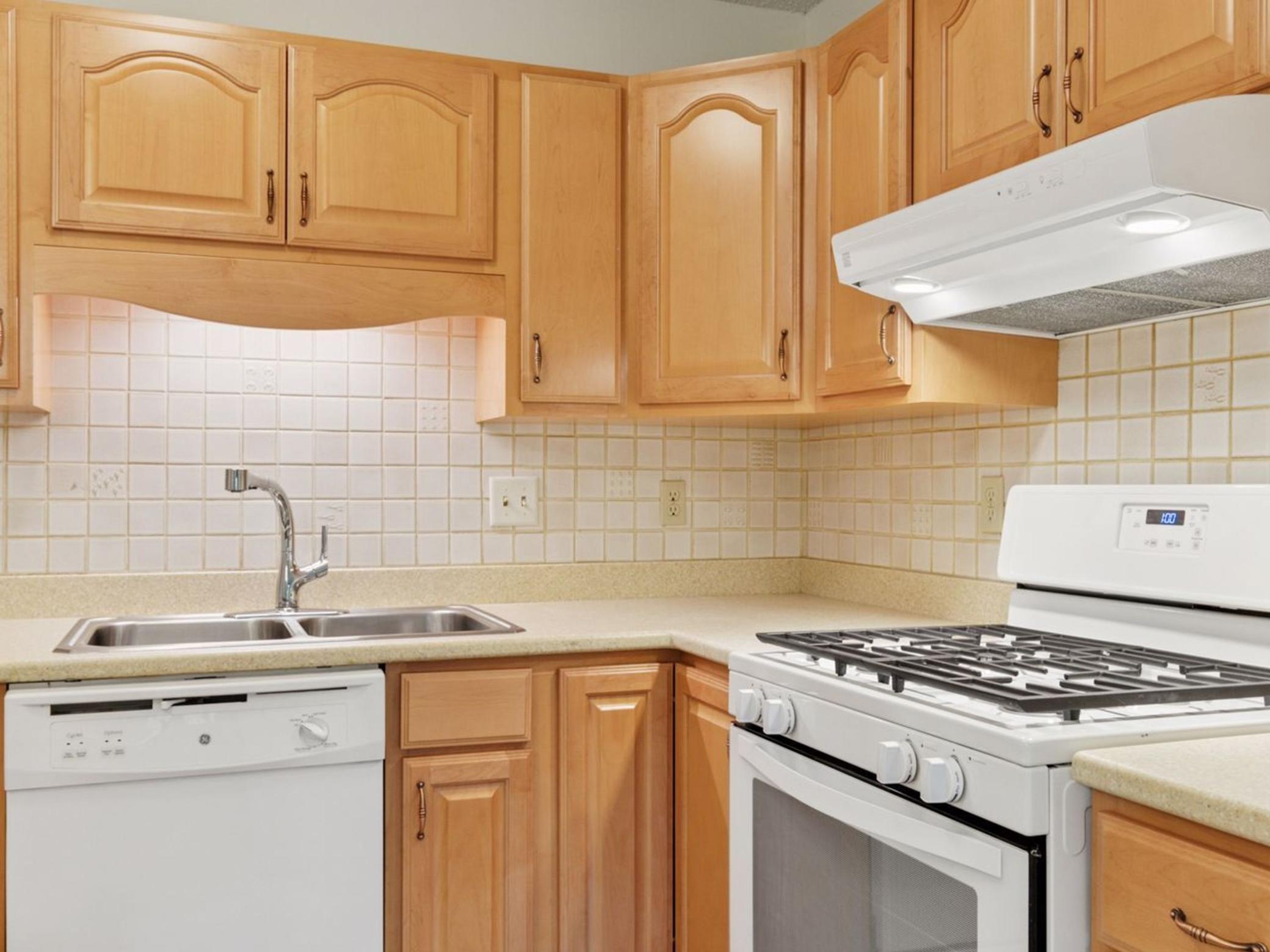 7520 Cahill Road Unit: 222A