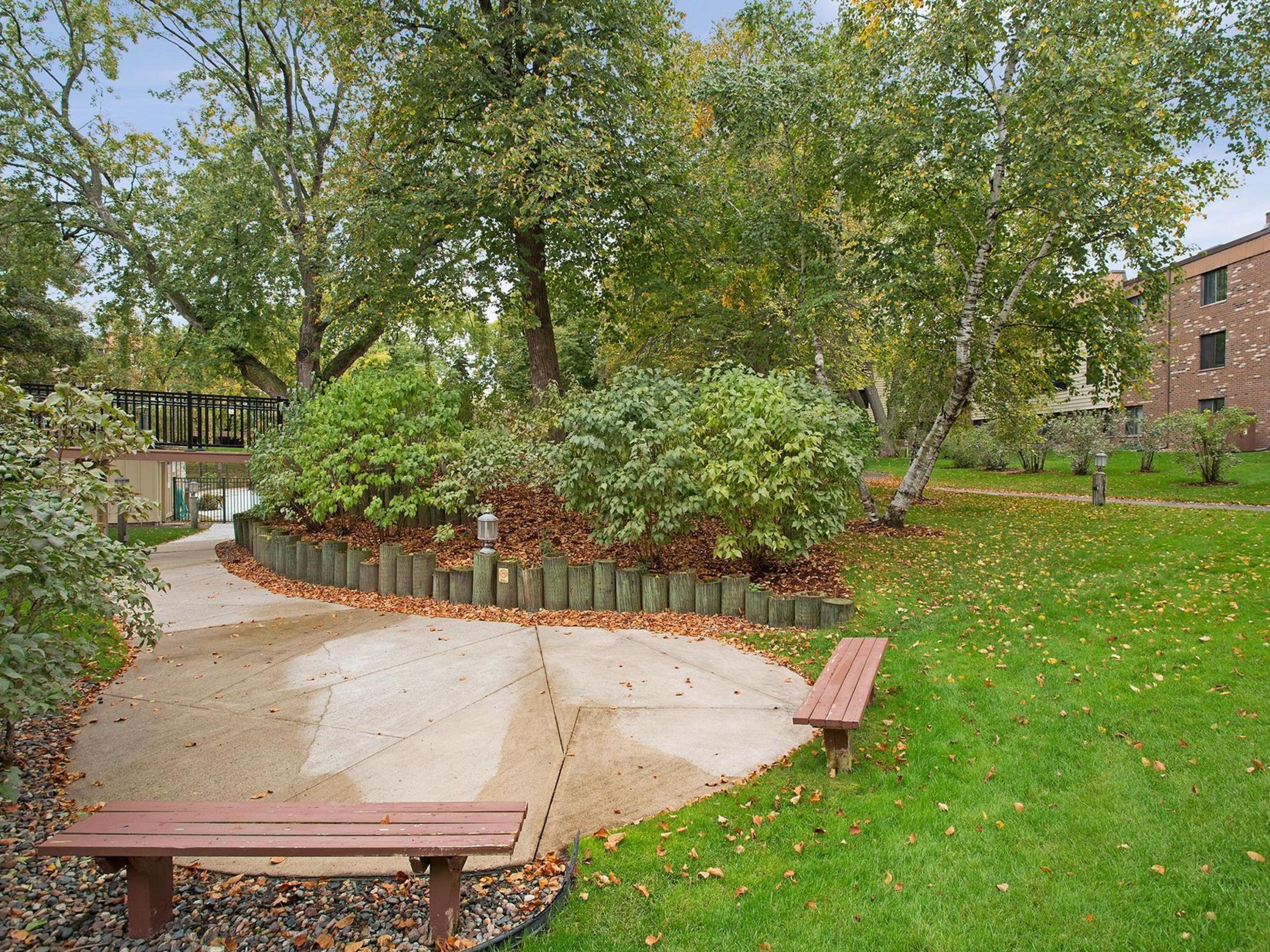 7520 Cahill Road Unit: 222A