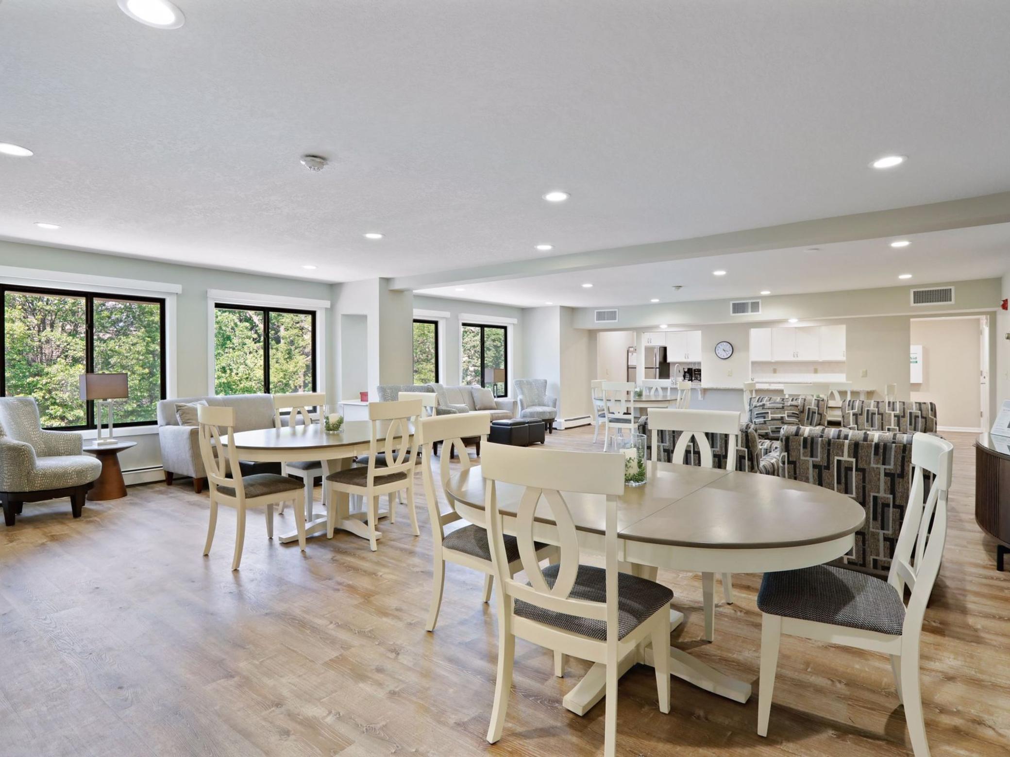 7520 Cahill Road Unit: 222A