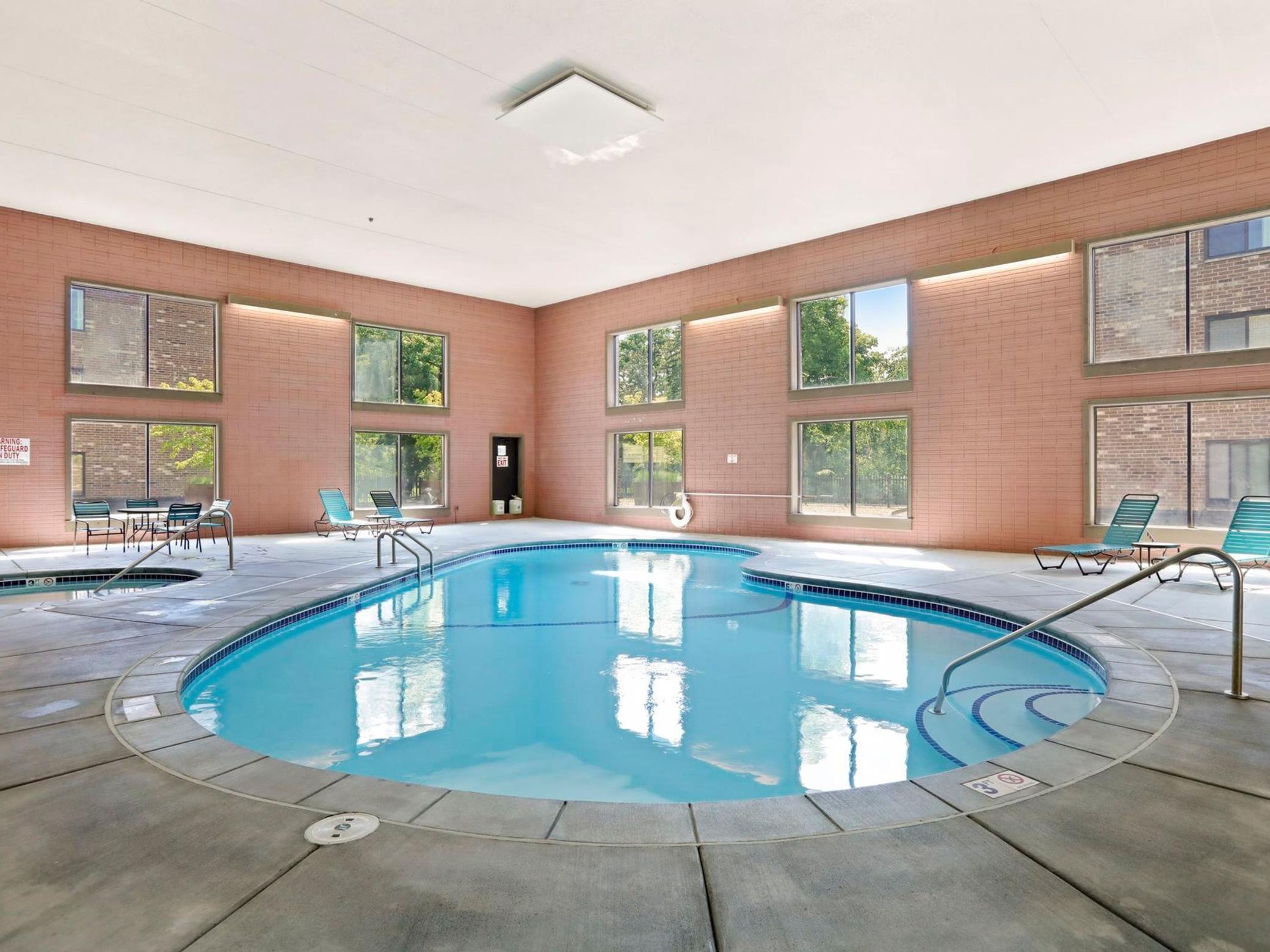 7520 Cahill Road Unit: 222A