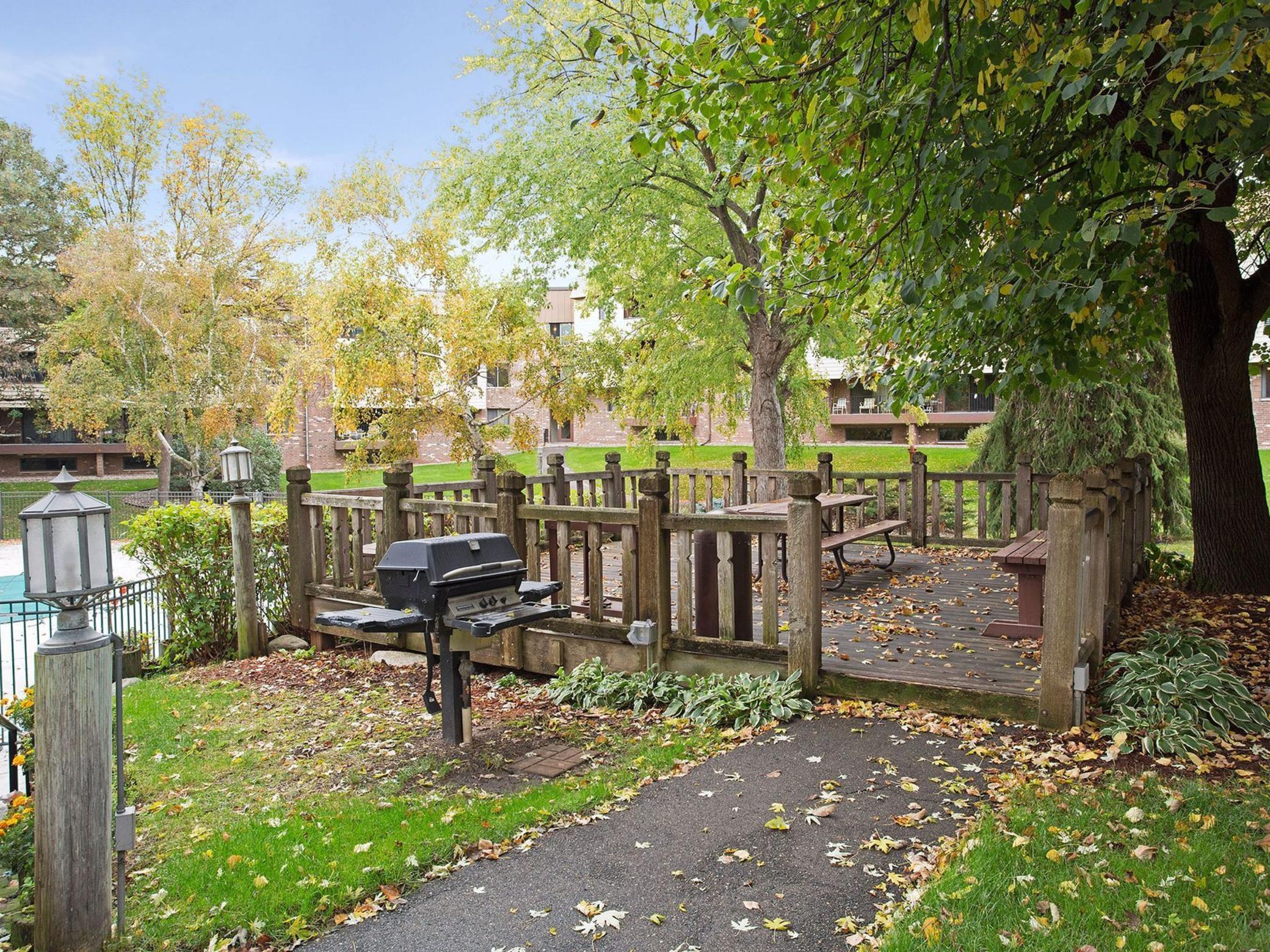 7520 Cahill Road Unit: 222A