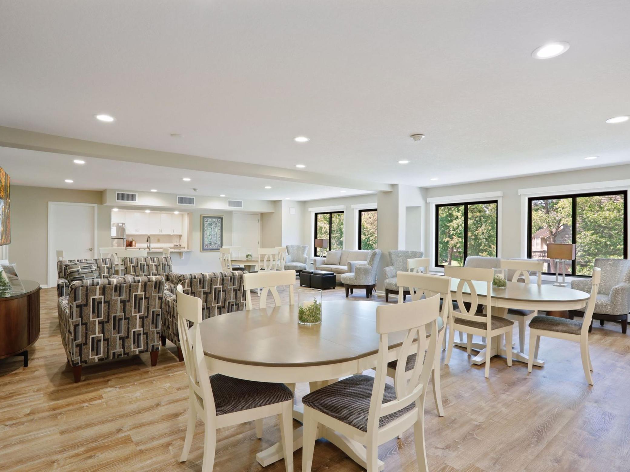 7520 Cahill Road Unit: 222A
