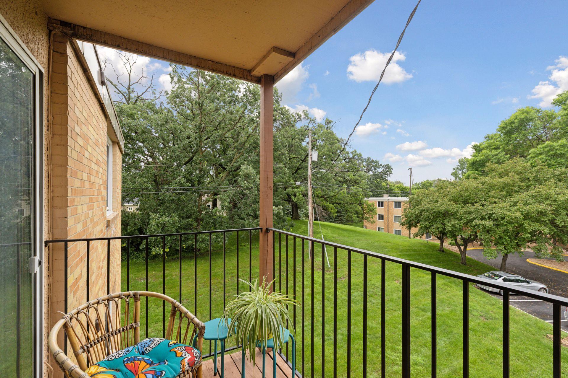 9143 Olson Memorial Highway 55 Unit: 306