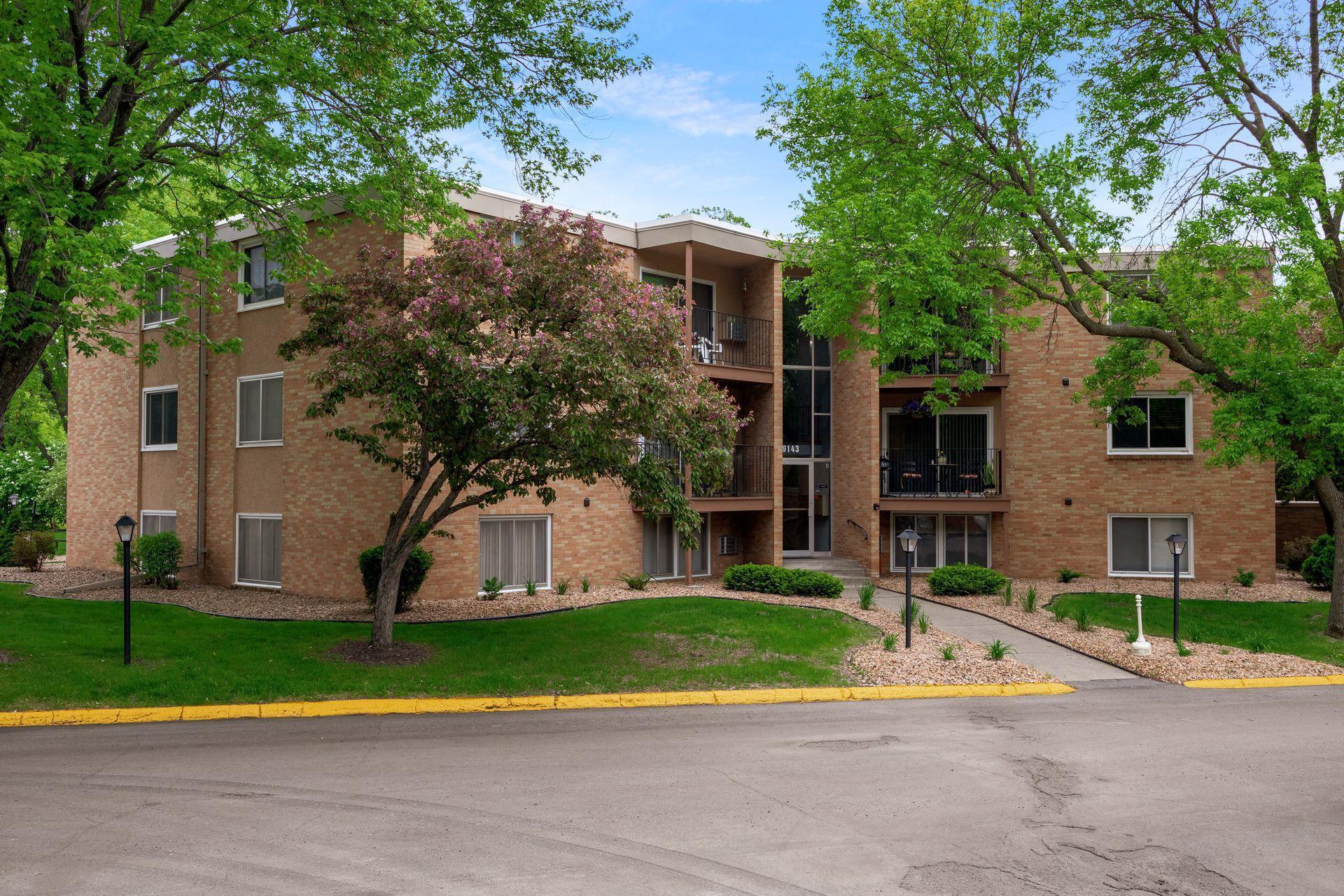 9143 Olson Memorial Highway 55 Unit: 306