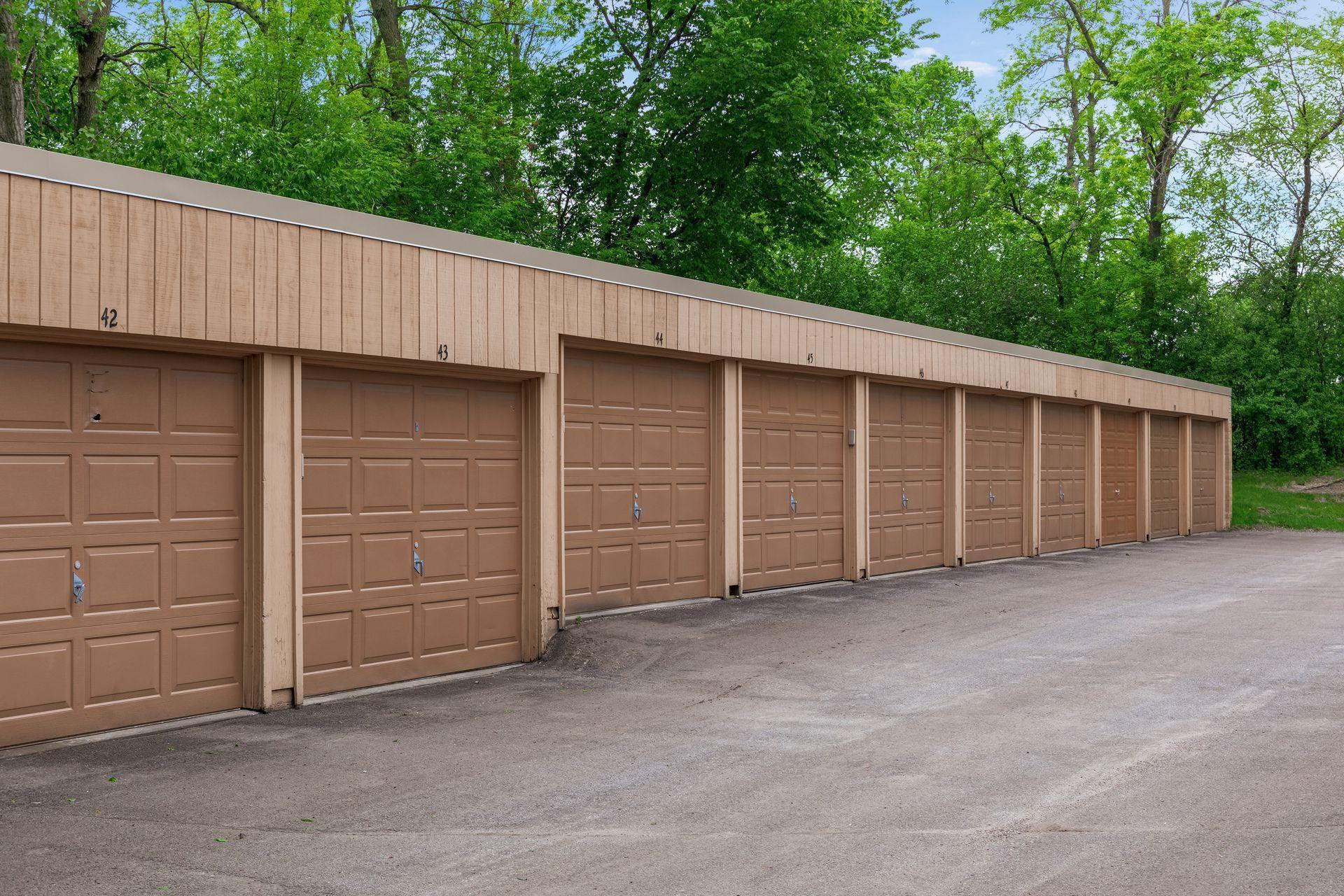 9143 Olson Memorial Highway 55 Unit: 306