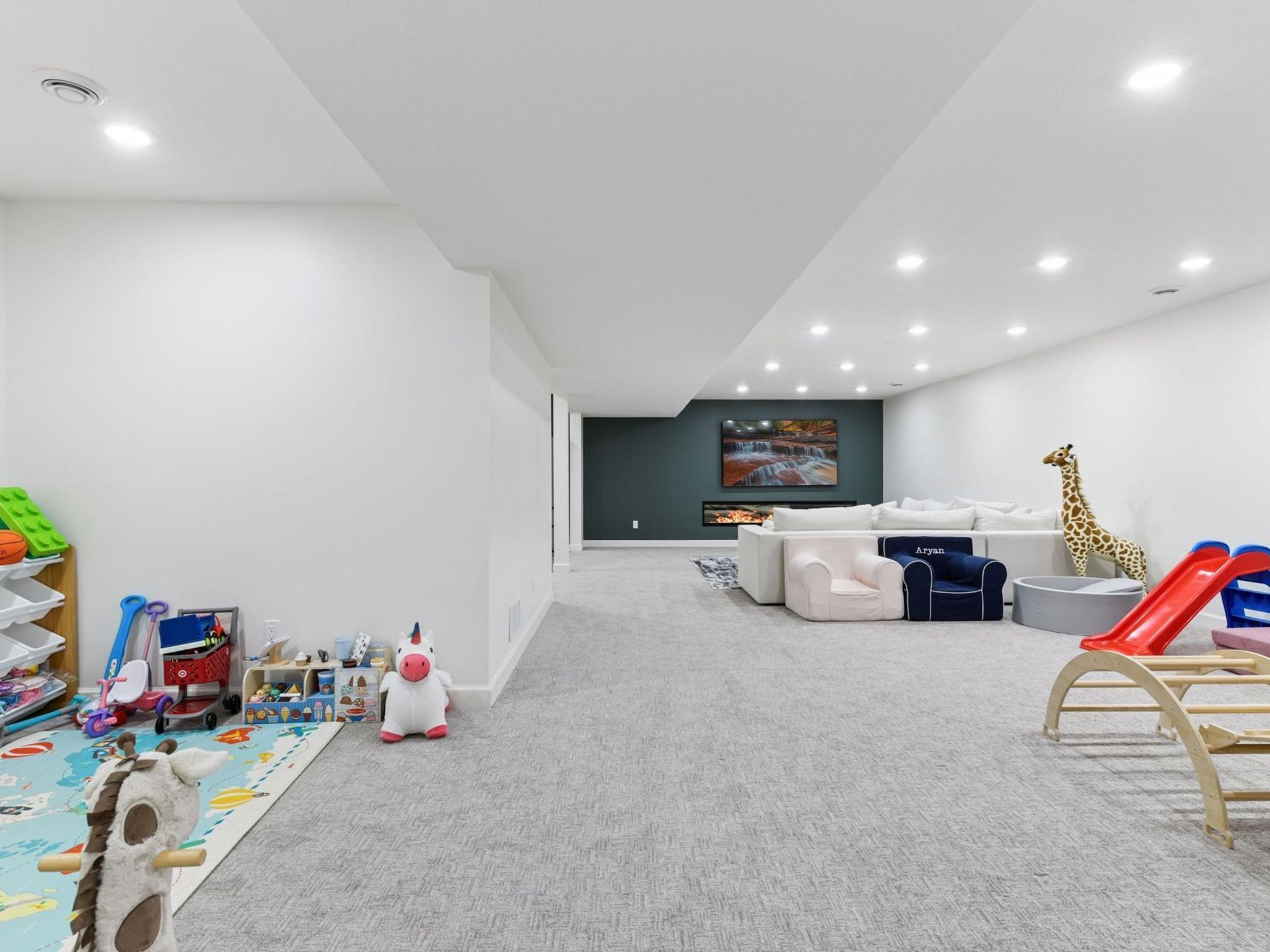 7154 Alphabet Street