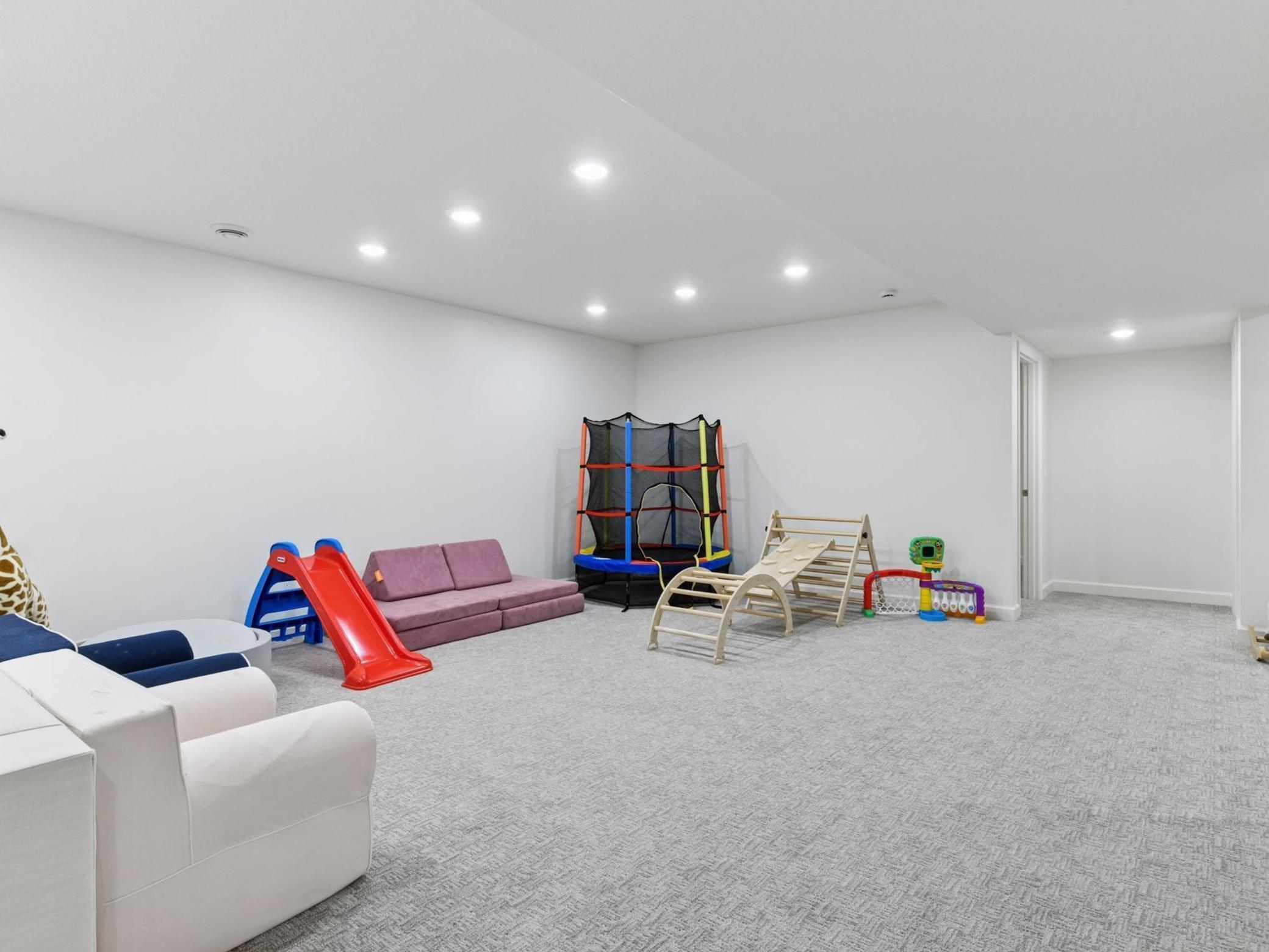 7154 Alphabet Street