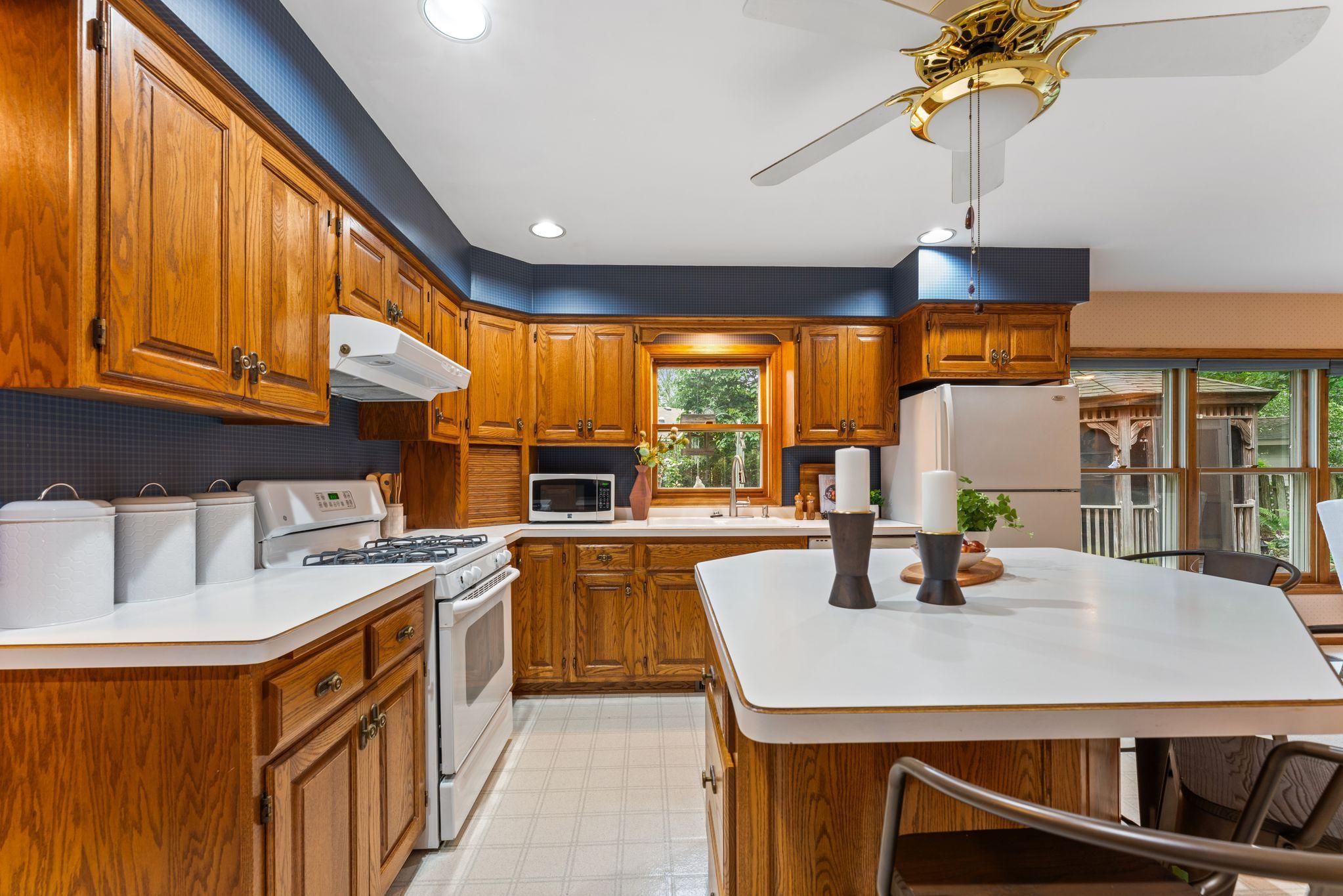 3413 Druid Lane