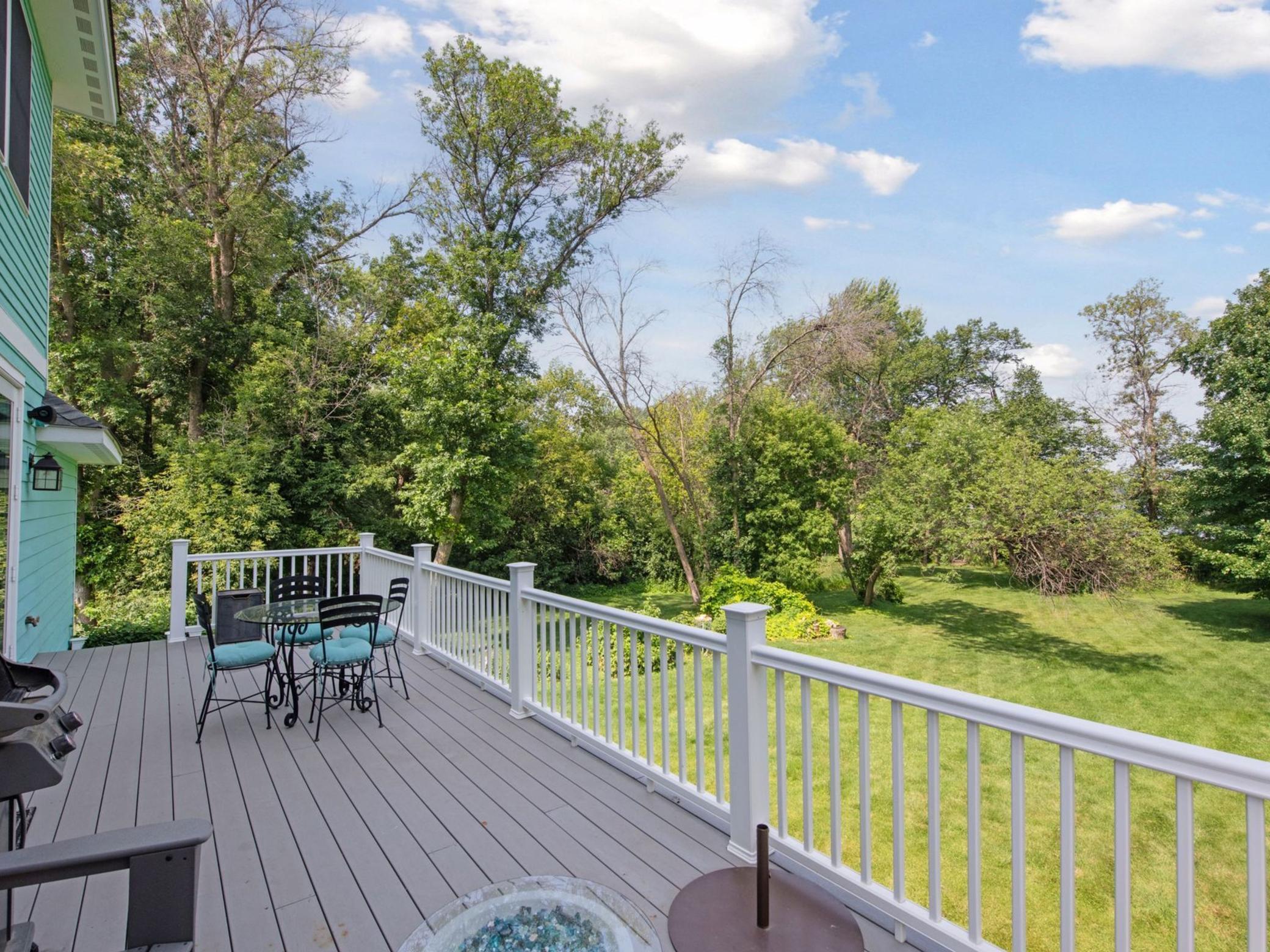 5782 Bartlett Boulevard