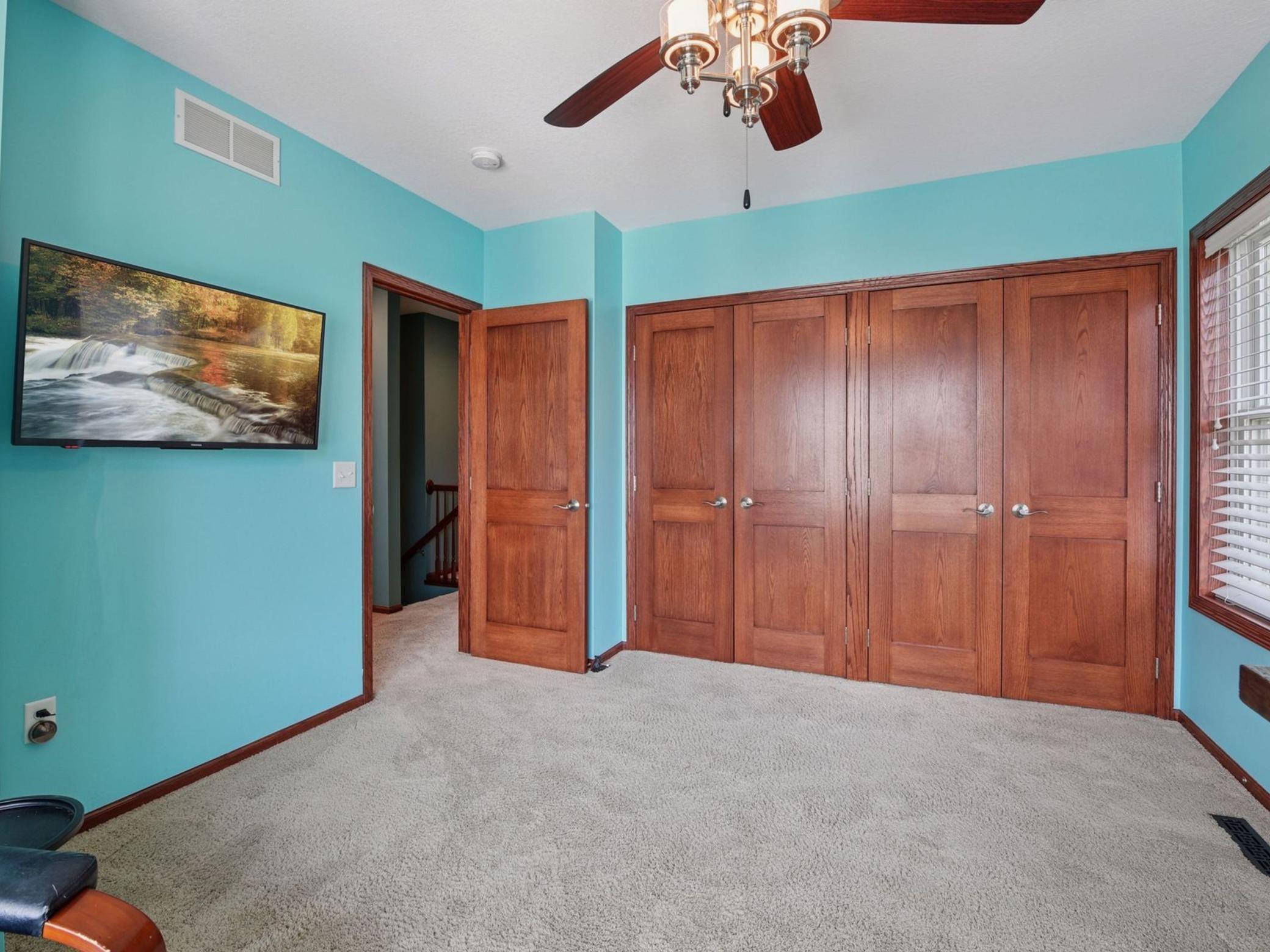 5782 Bartlett Boulevard