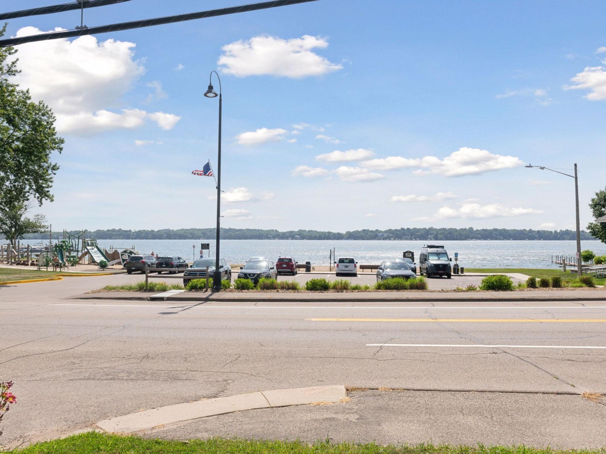 5782 Bartlett Boulevard